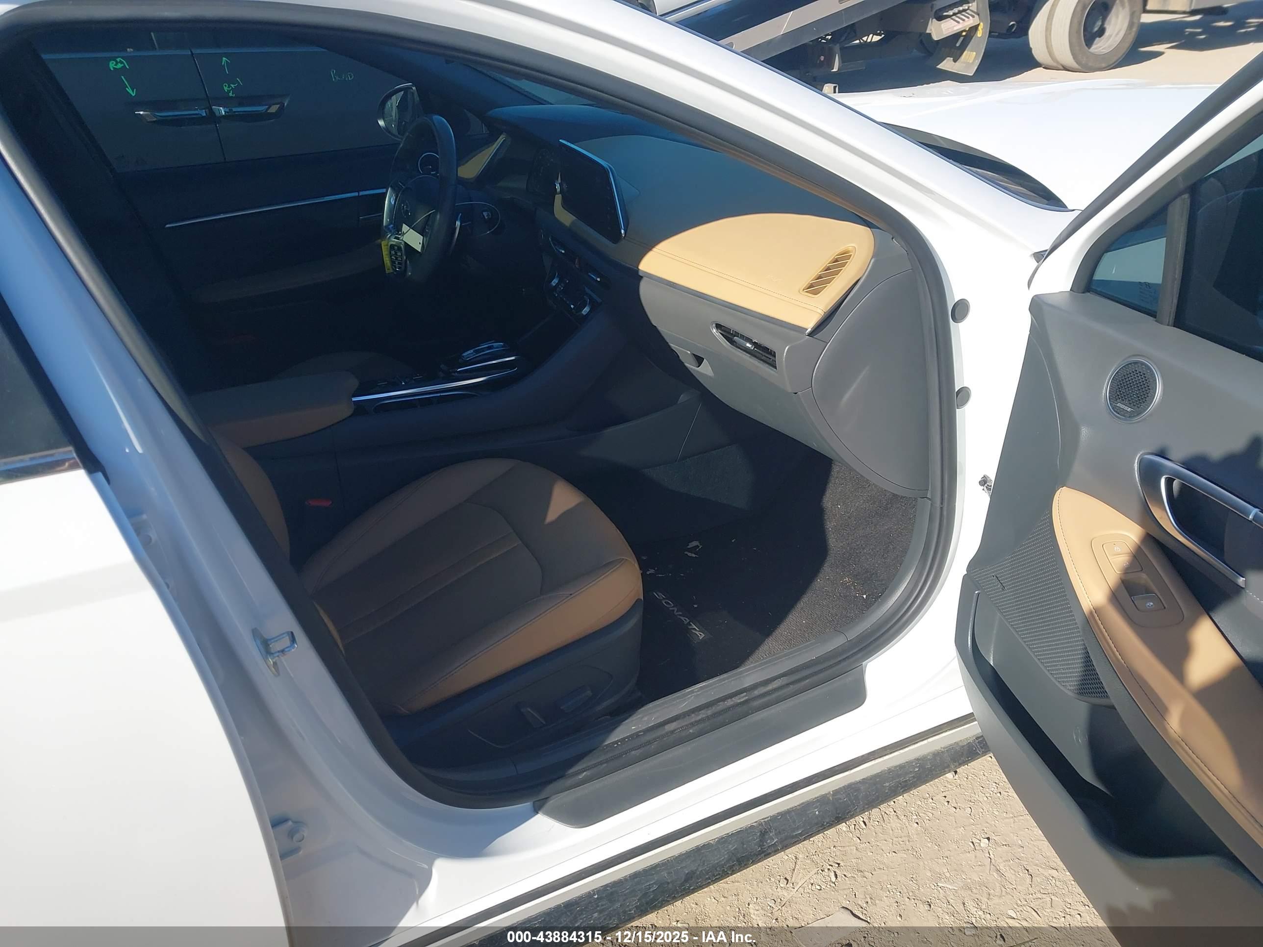 HYUNDAI SONATA image 5