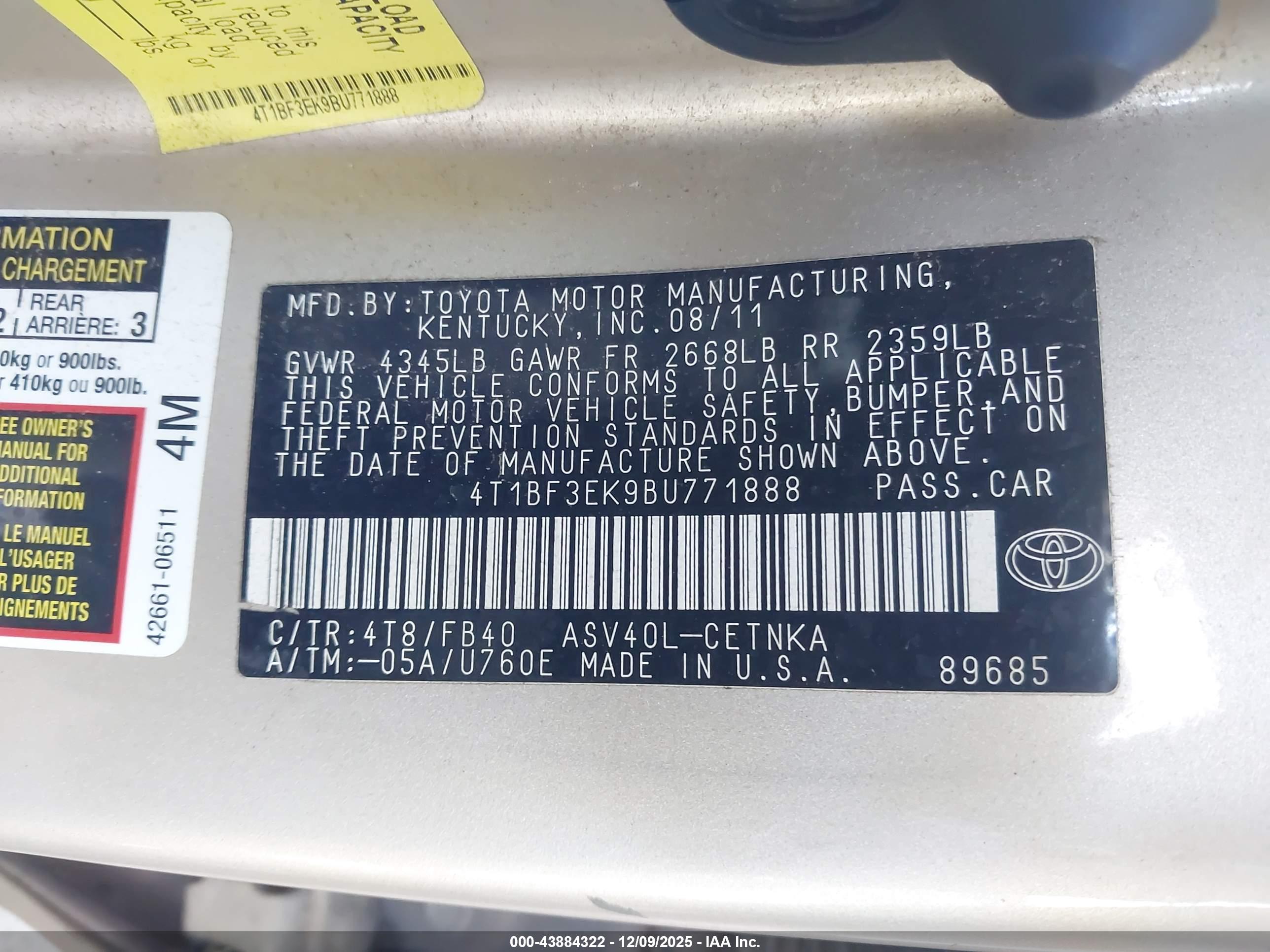 TOYOTA CAMRY image 9