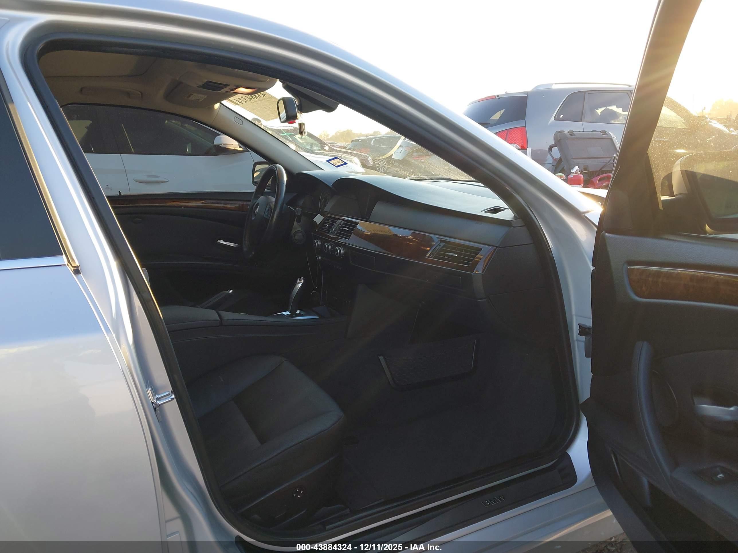 BMW 535I image 5