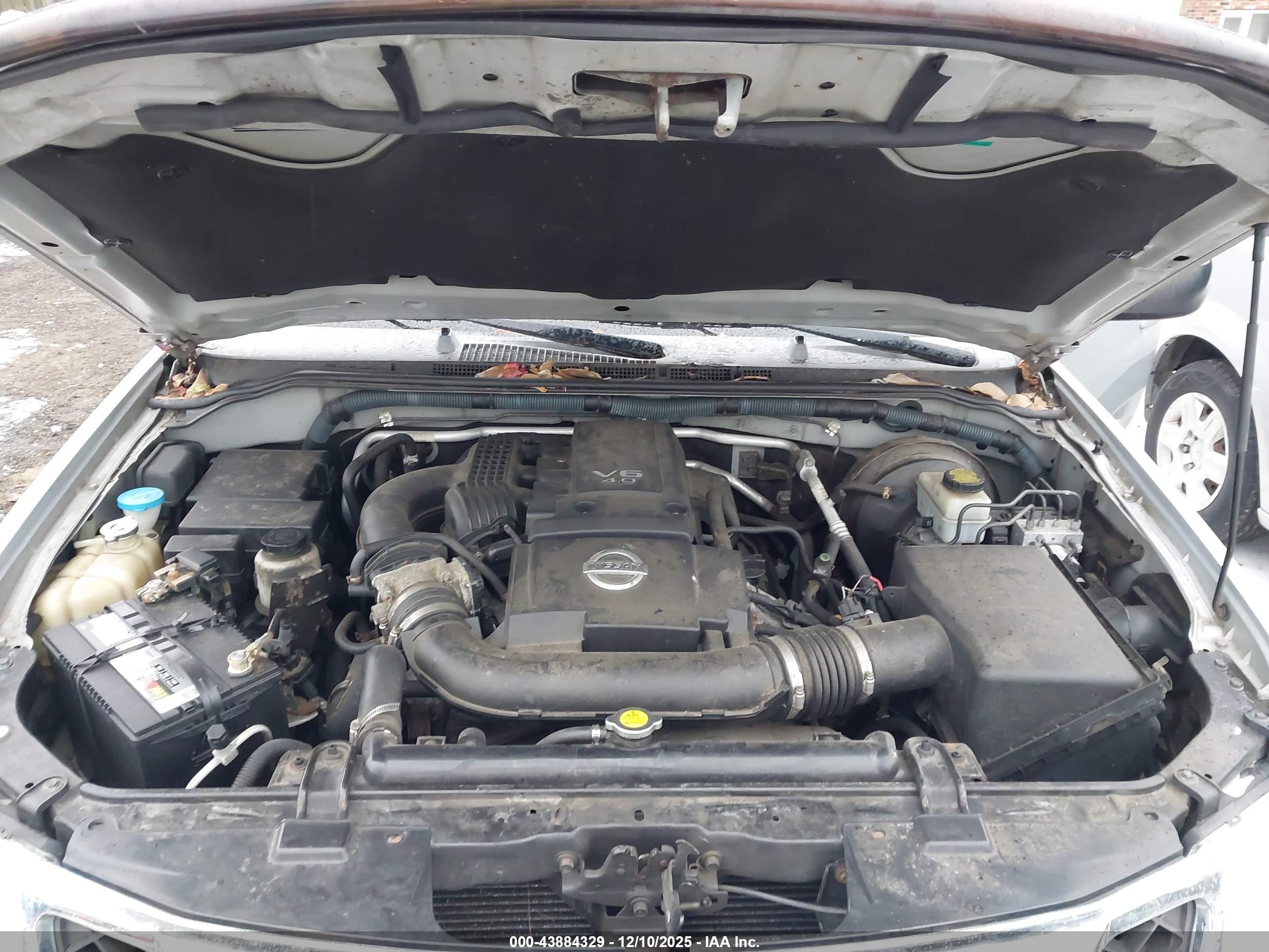 NISSAN PATHFINDER image 10