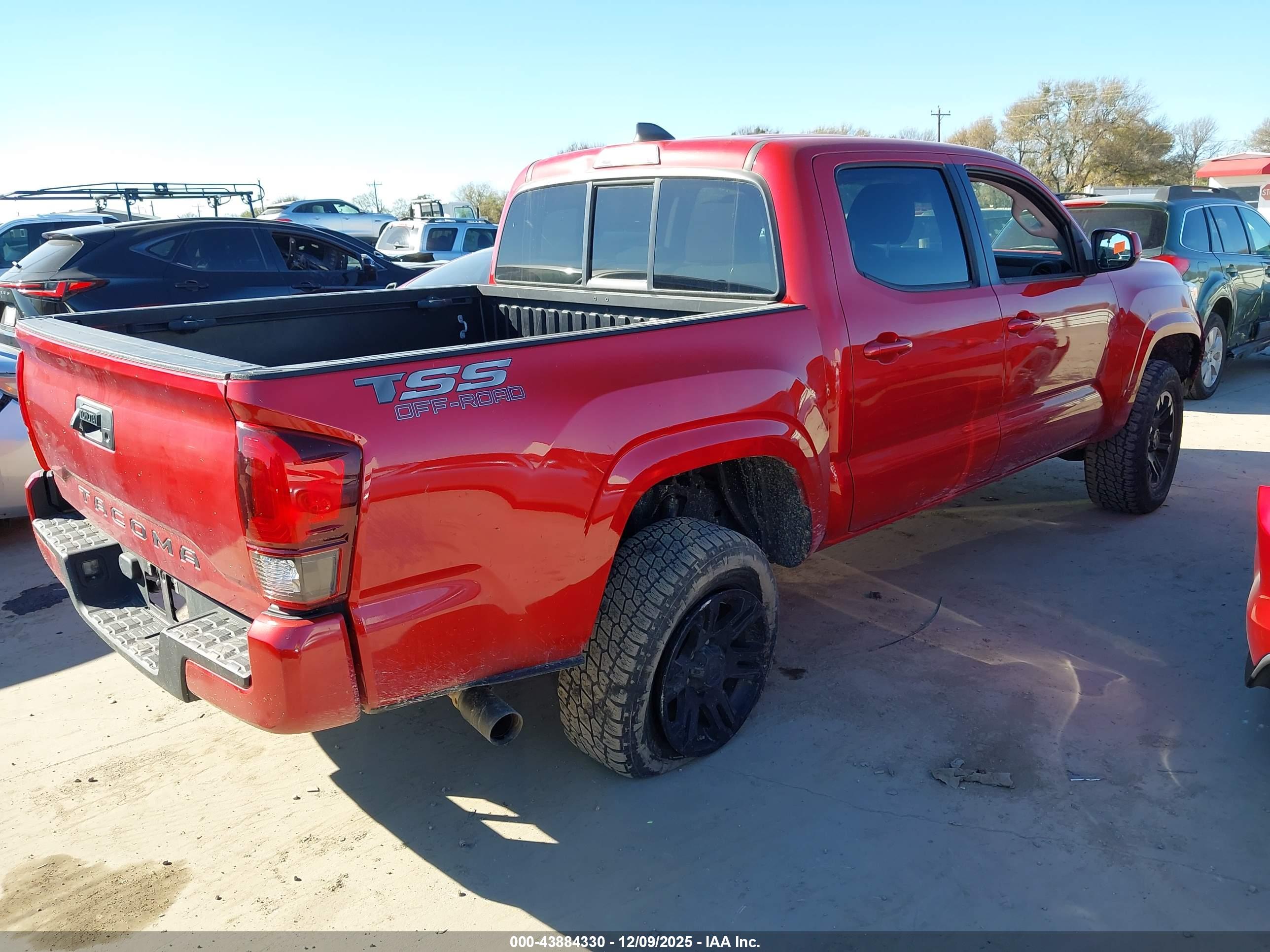 TOYOTA TACOMA image 4