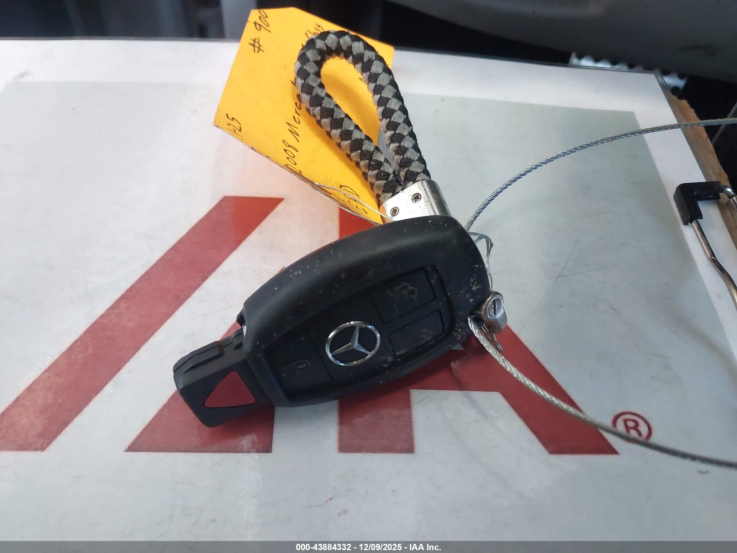 MERCEDES-BENZ C image 11