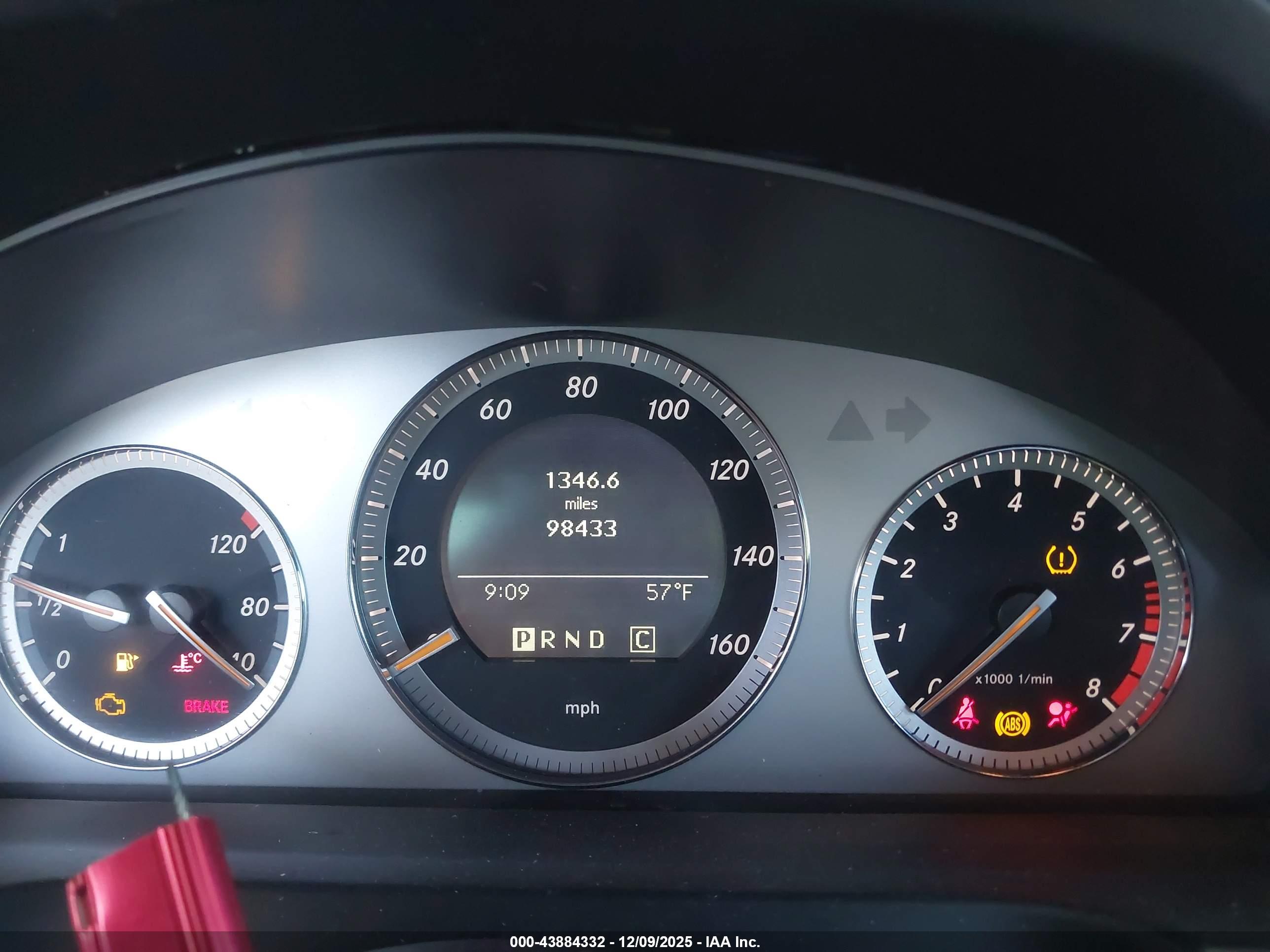 MERCEDES-BENZ C image 7