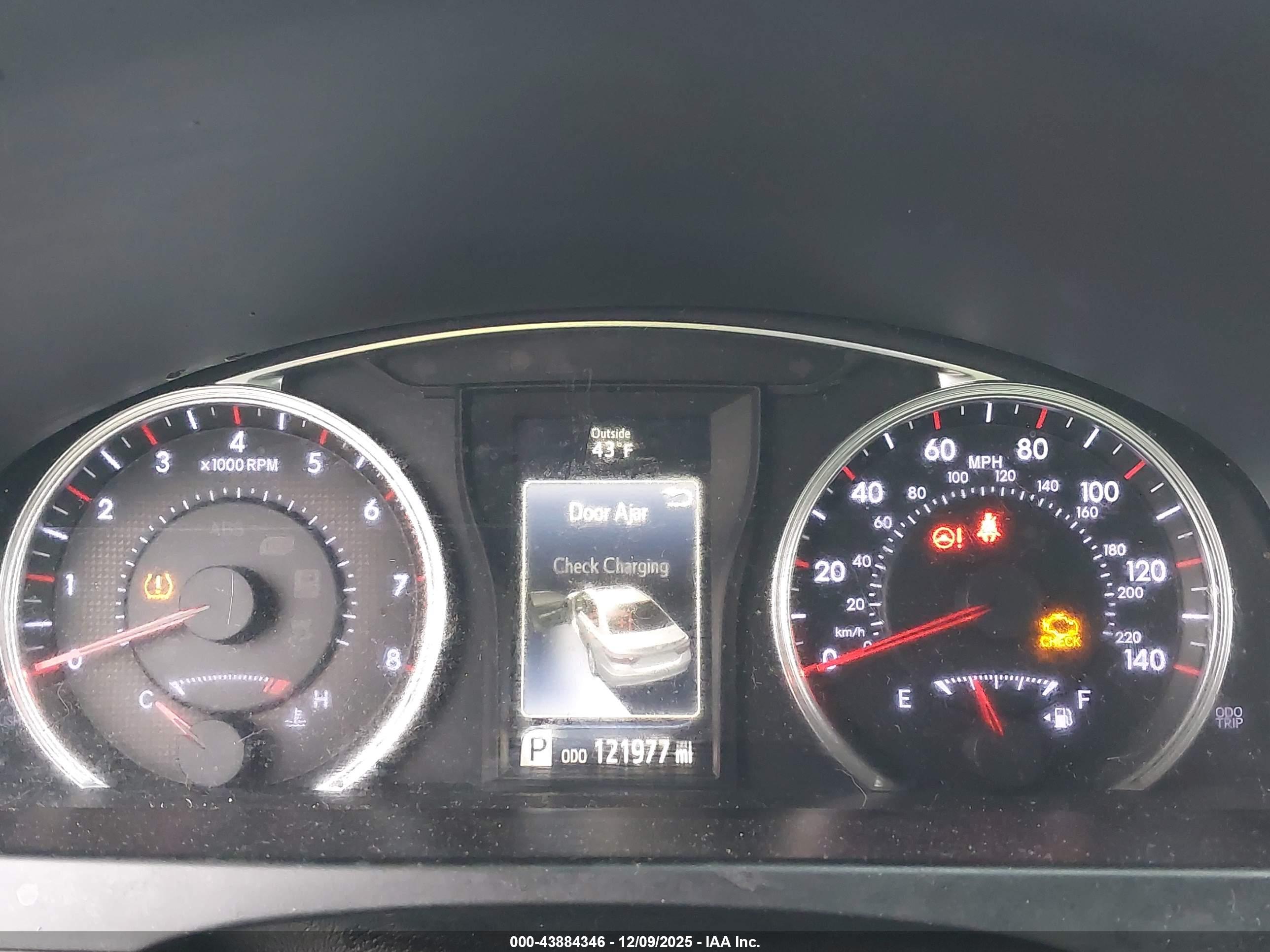 TOYOTA CAMRY image 7