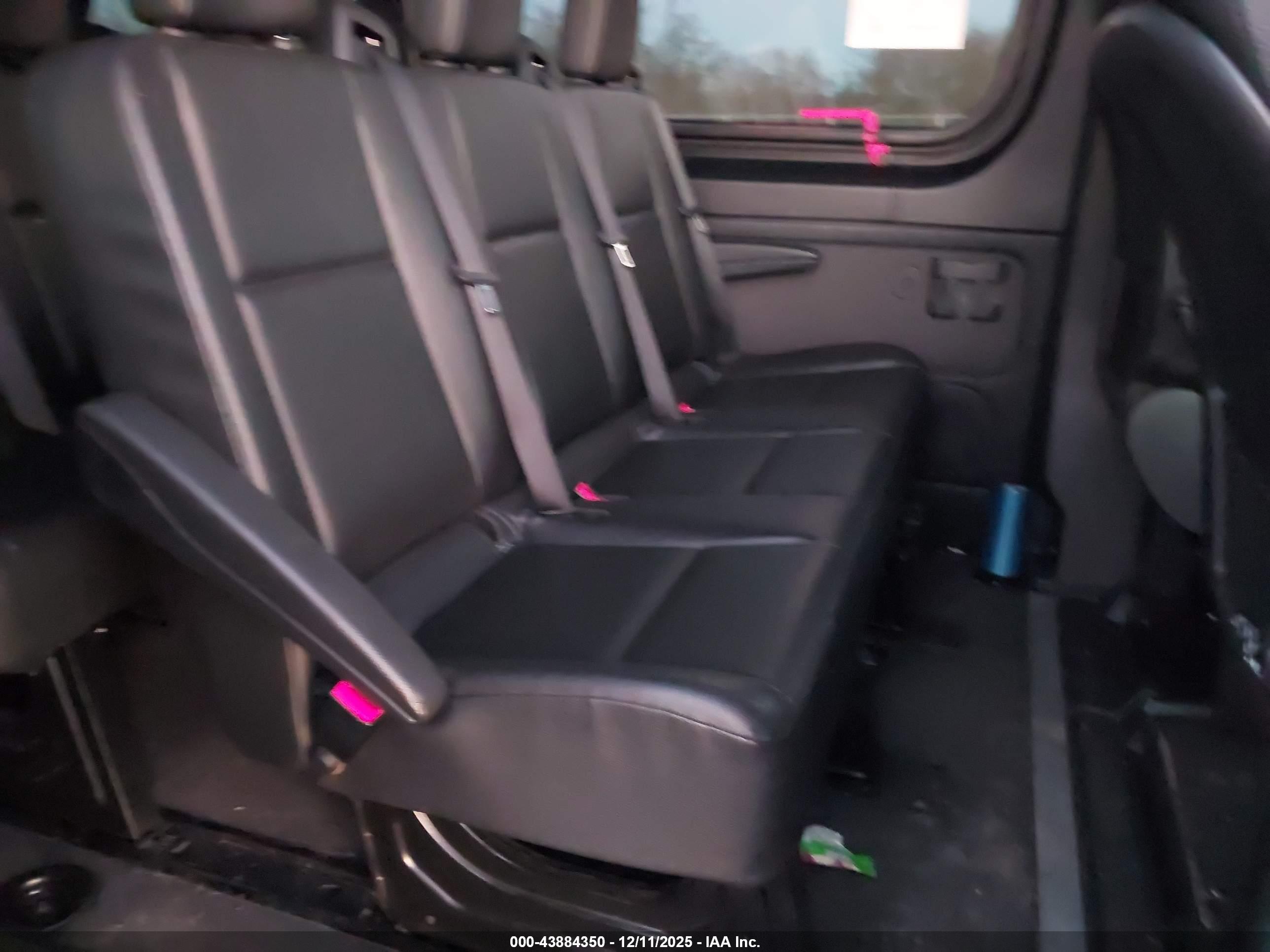 MERCEDES-BENZ SPRINTER image 8