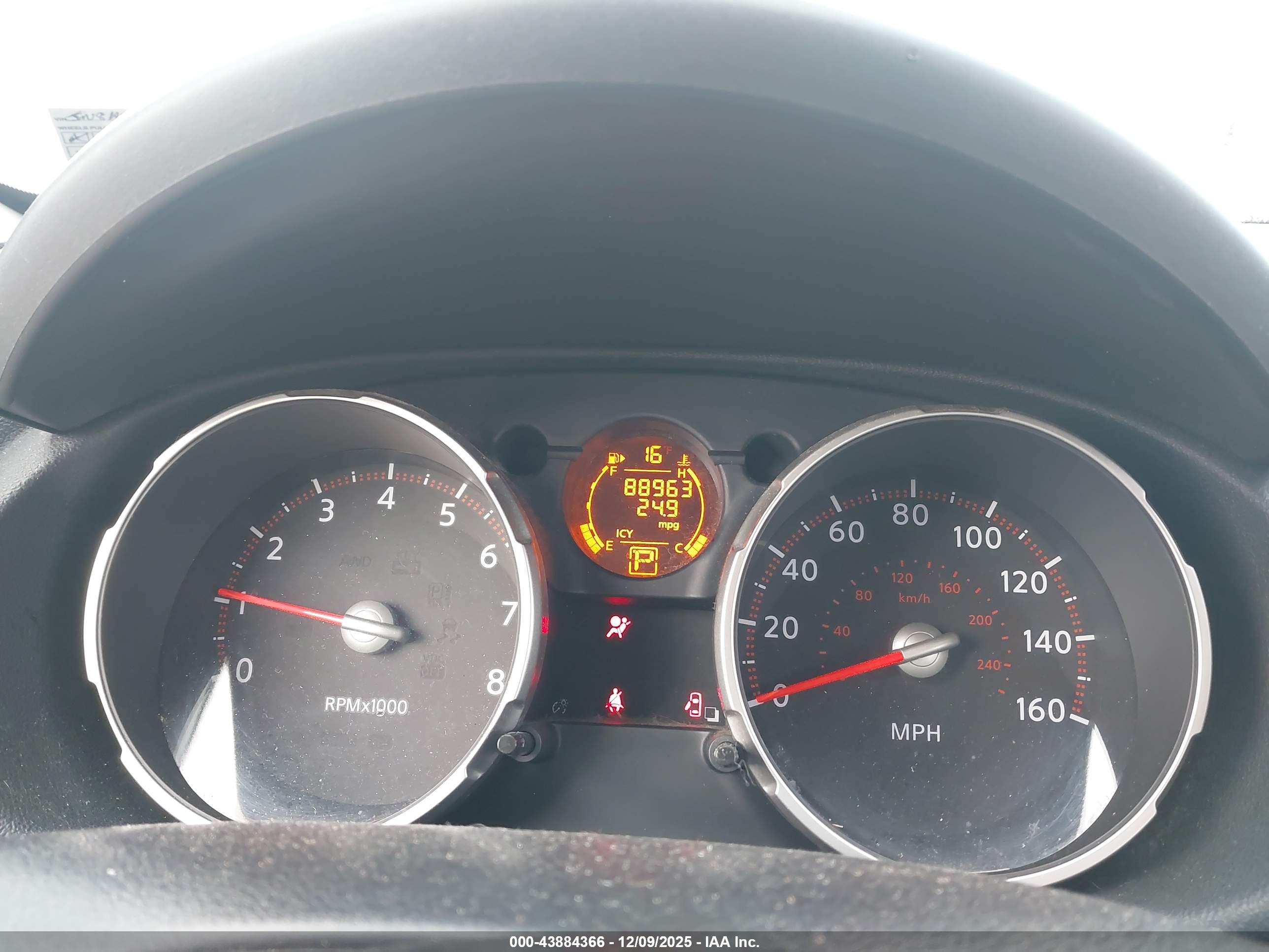 NISSAN ROGUE image 7