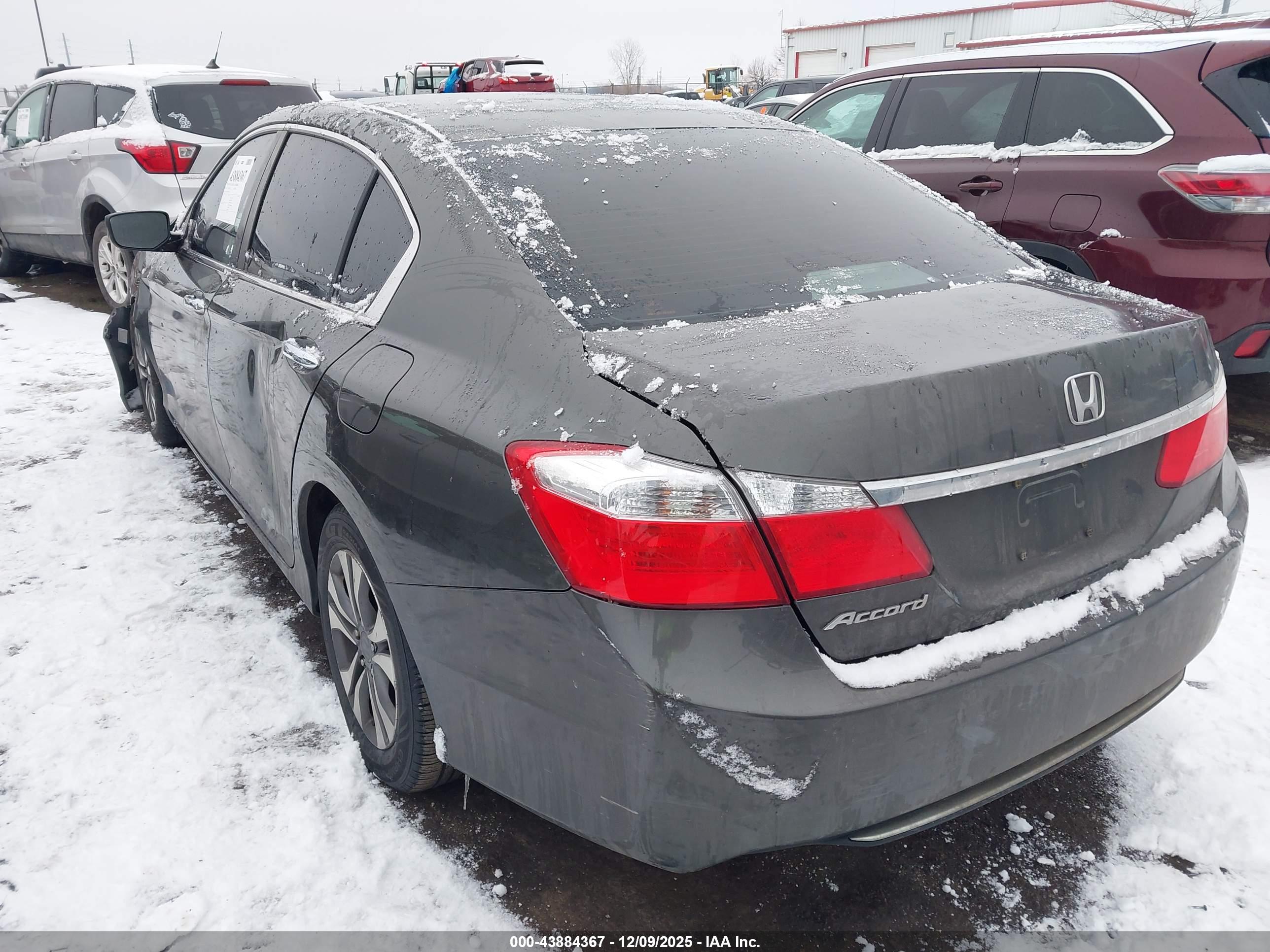 HONDA ACCORD image 3