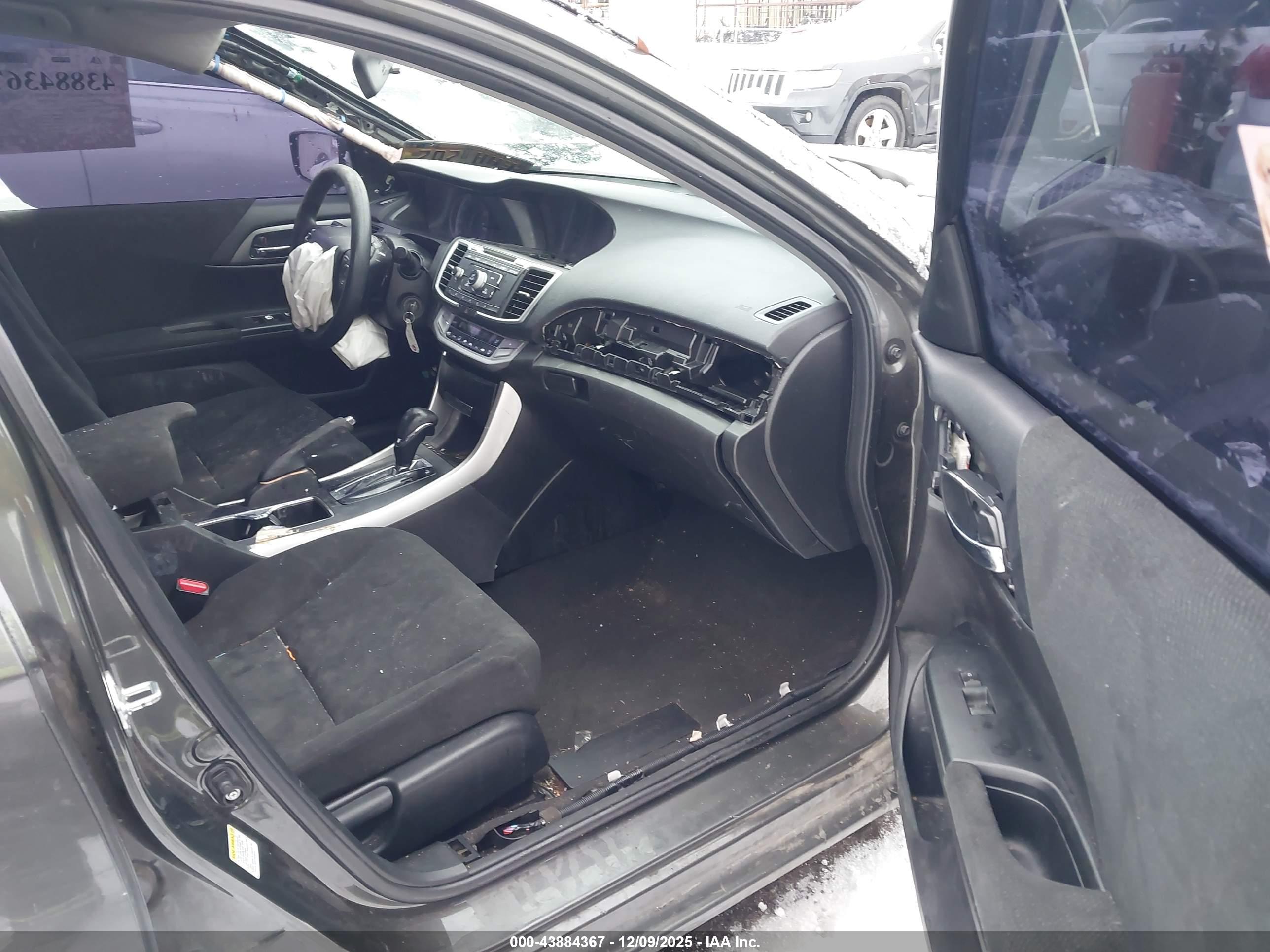 HONDA ACCORD image 5