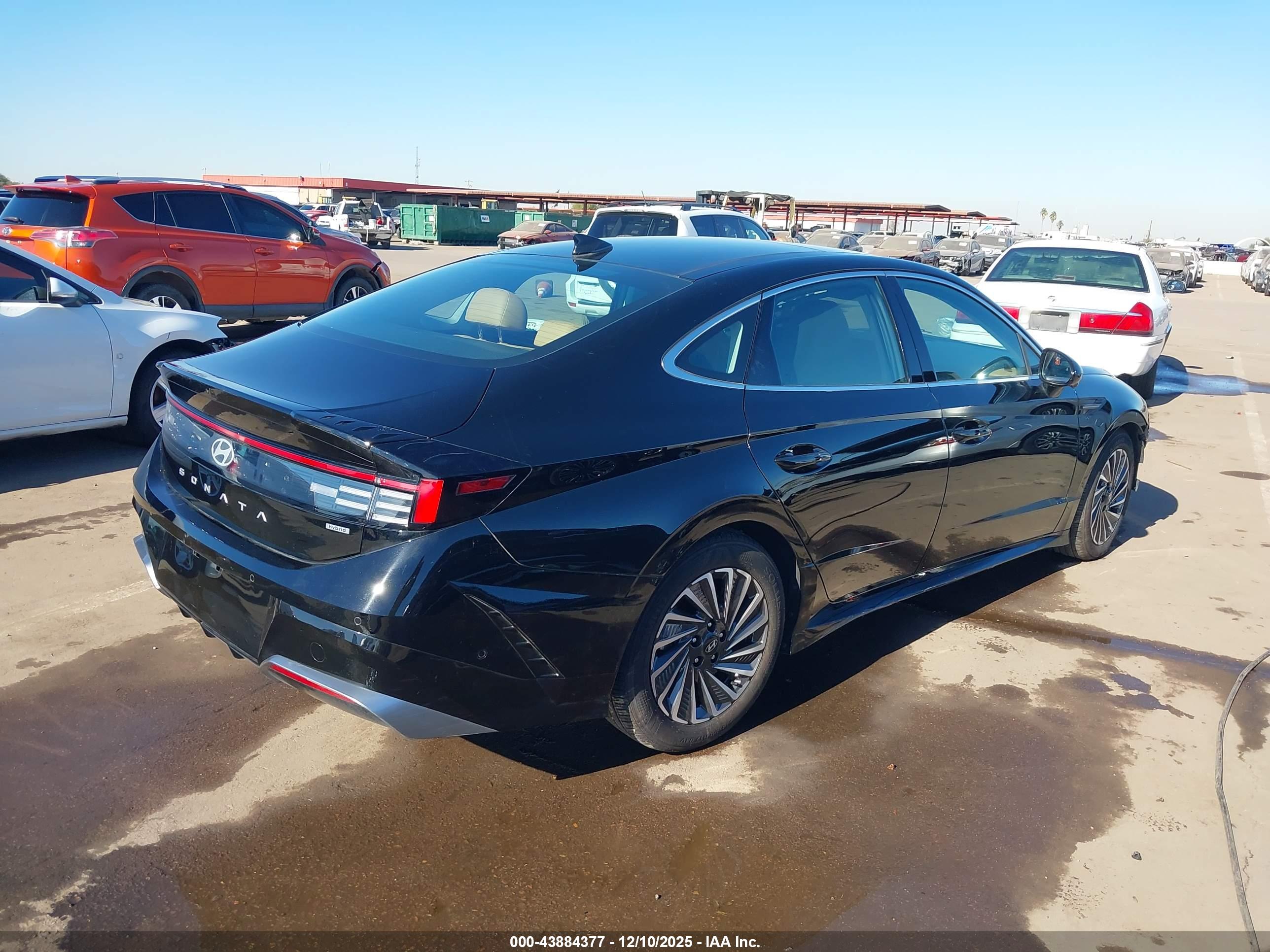 HYUNDAI SONATA image 4