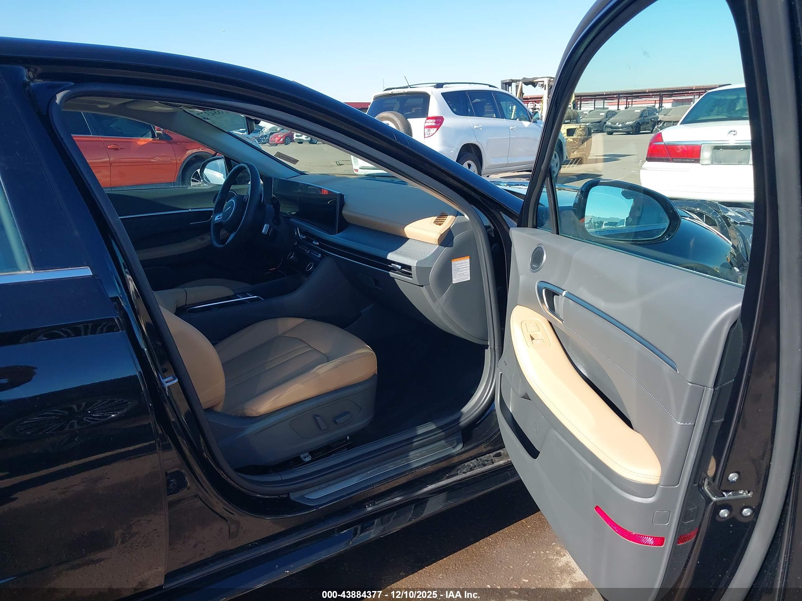 HYUNDAI SONATA image 5