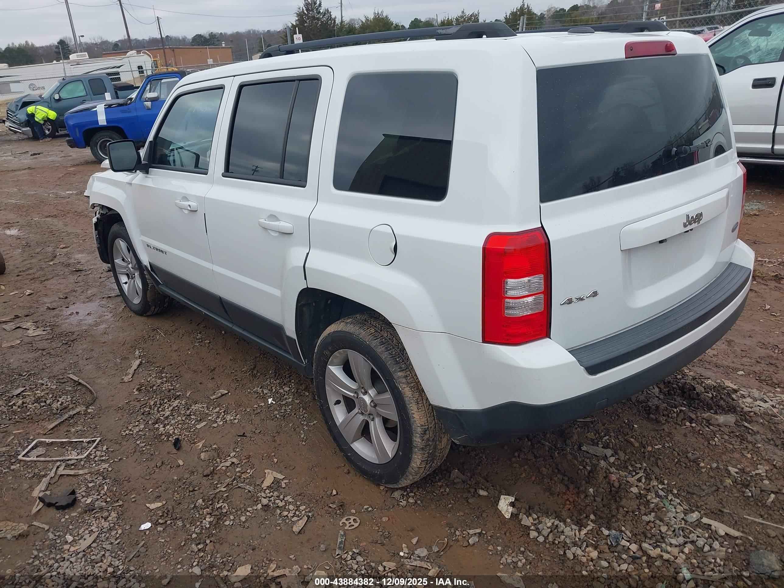 JEEP PATRIOT image 3