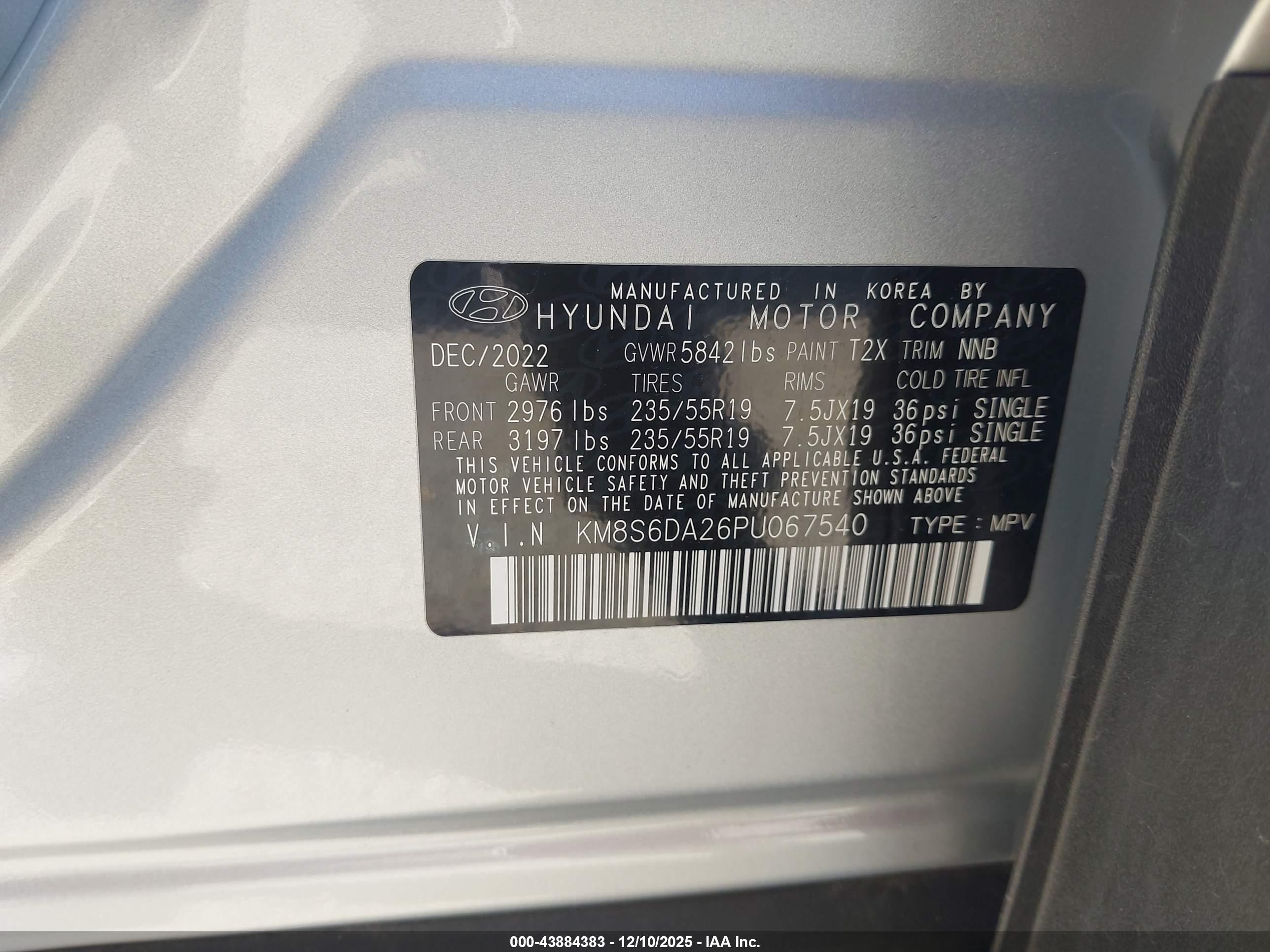 HYUNDAI SANTA image 9