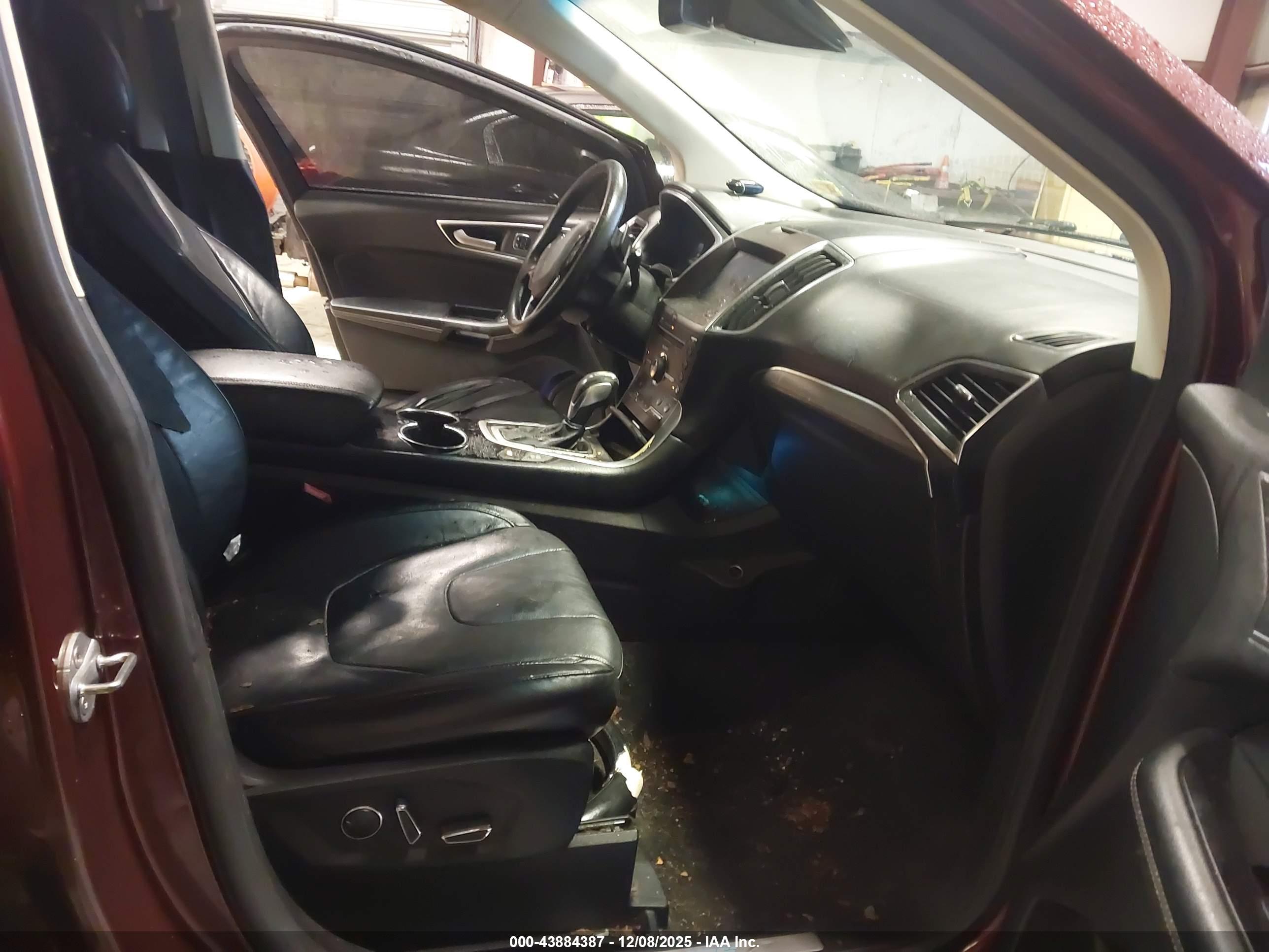 FORD EDGE image 5
