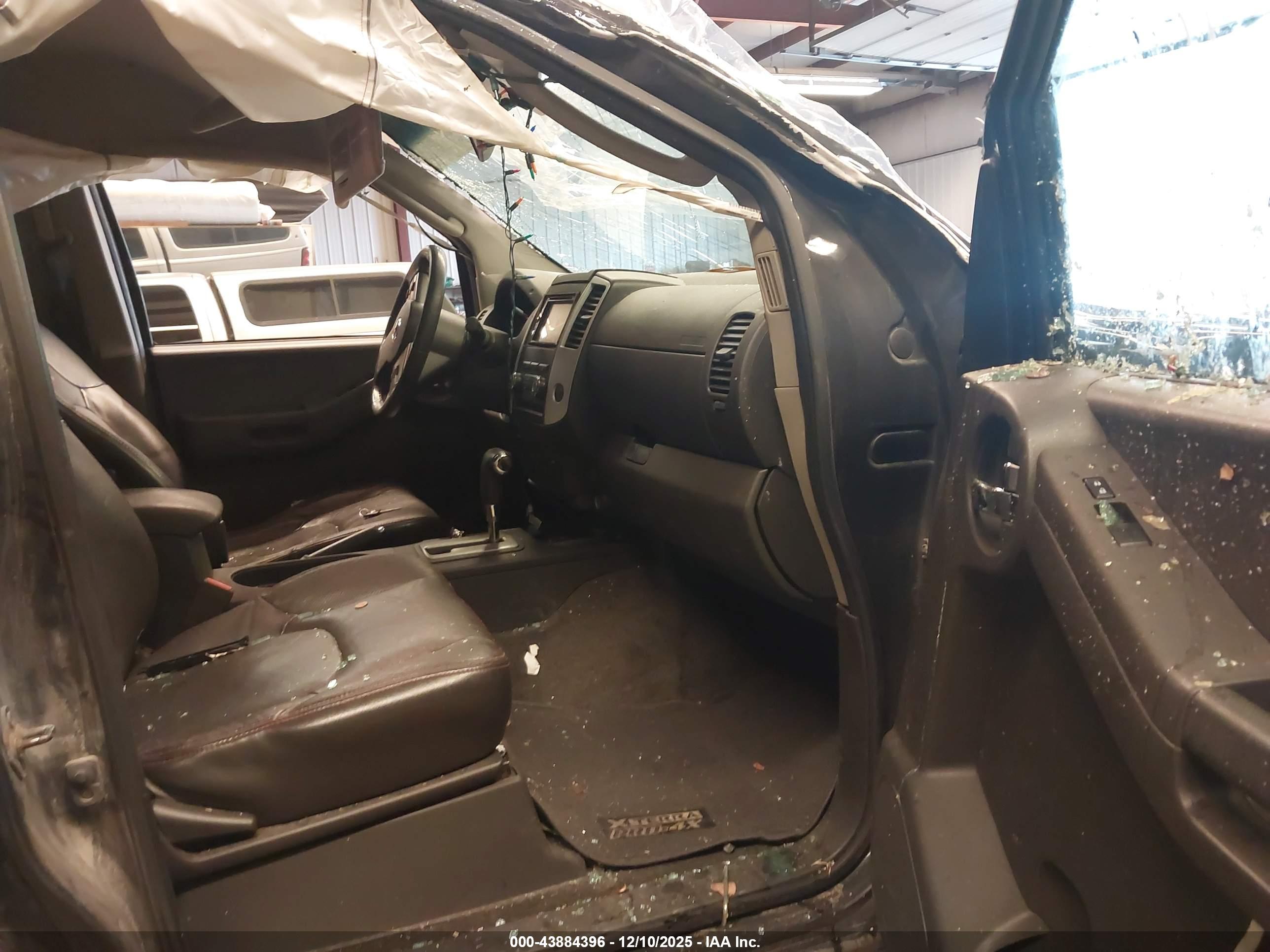 NISSAN XTERRA image 5
