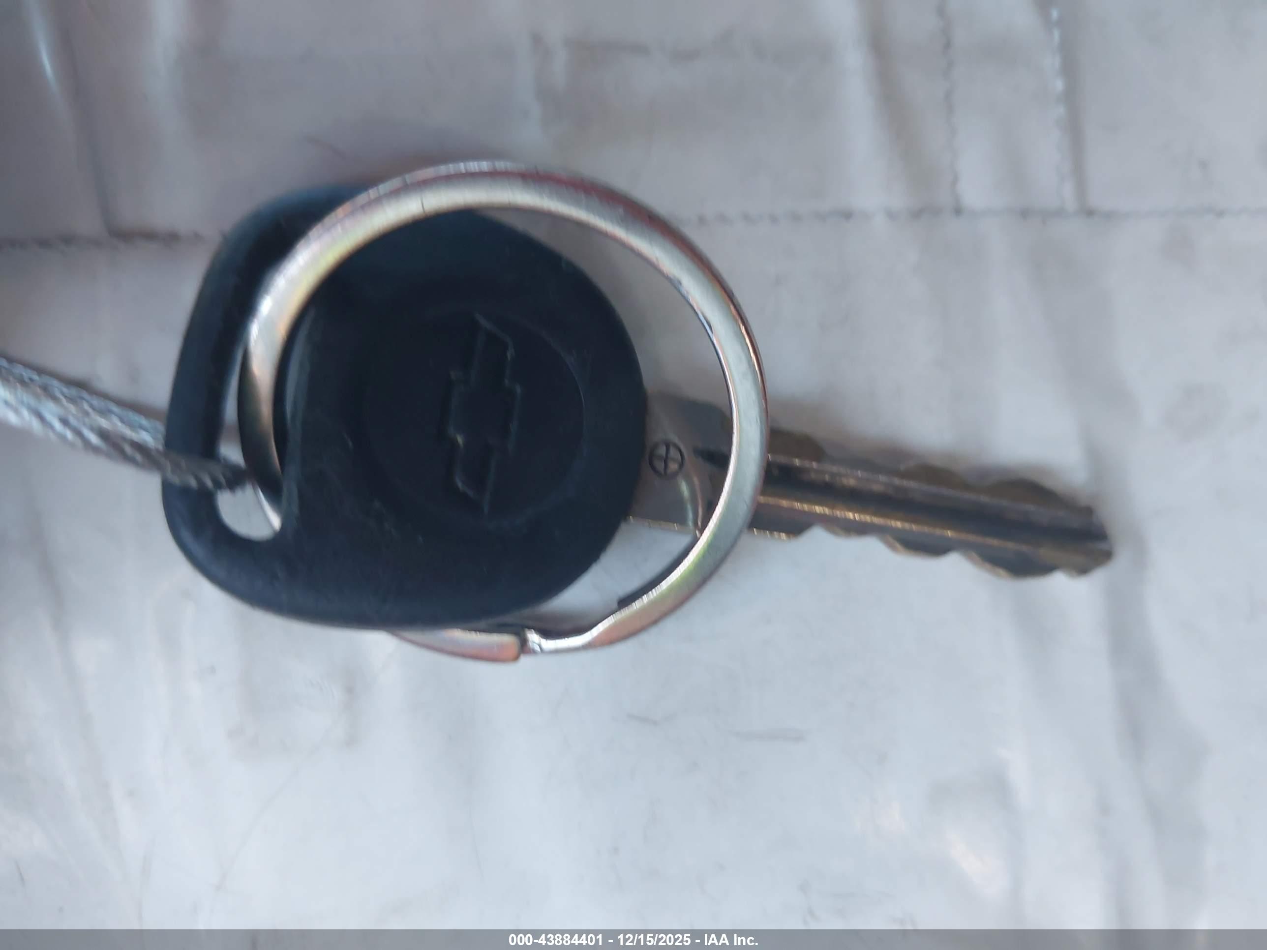 CHEVROLET TAHOE image 11