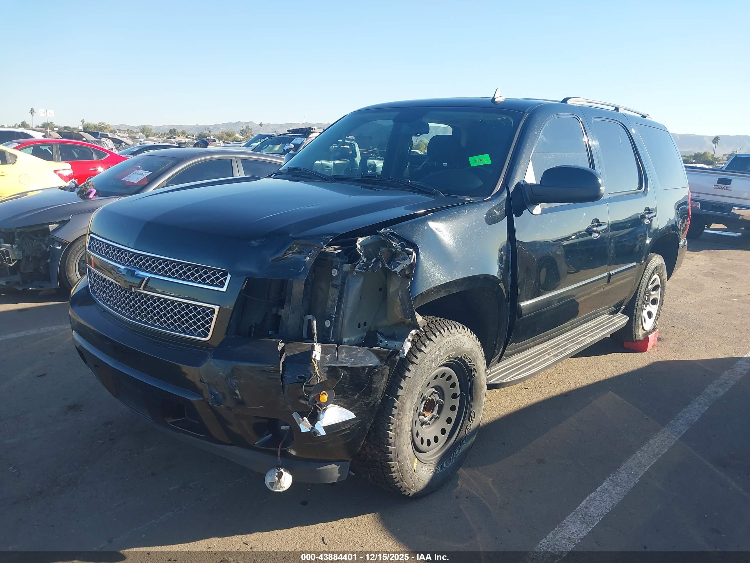 CHEVROLET TAHOE image 6