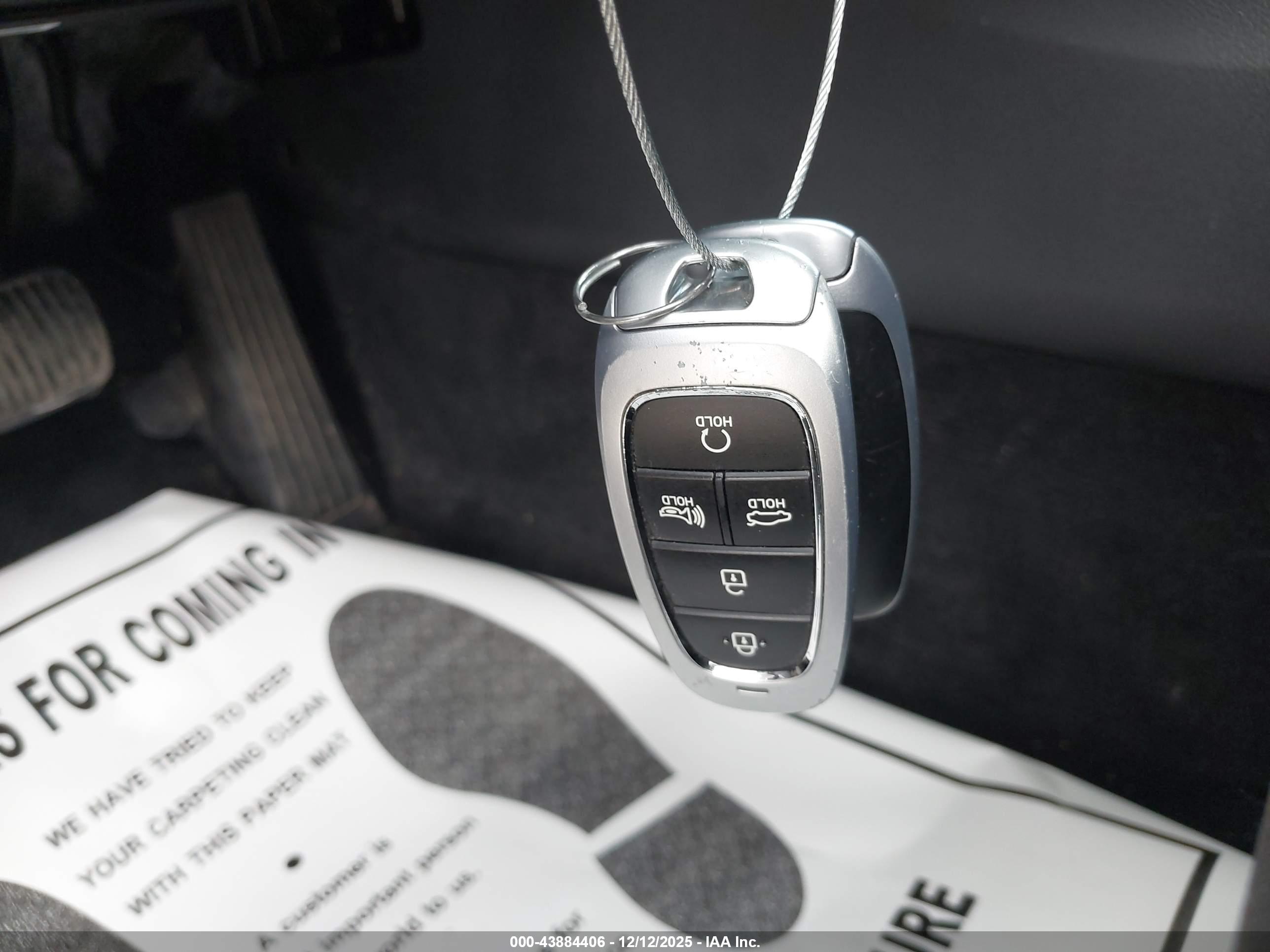 HYUNDAI SONATA image 11