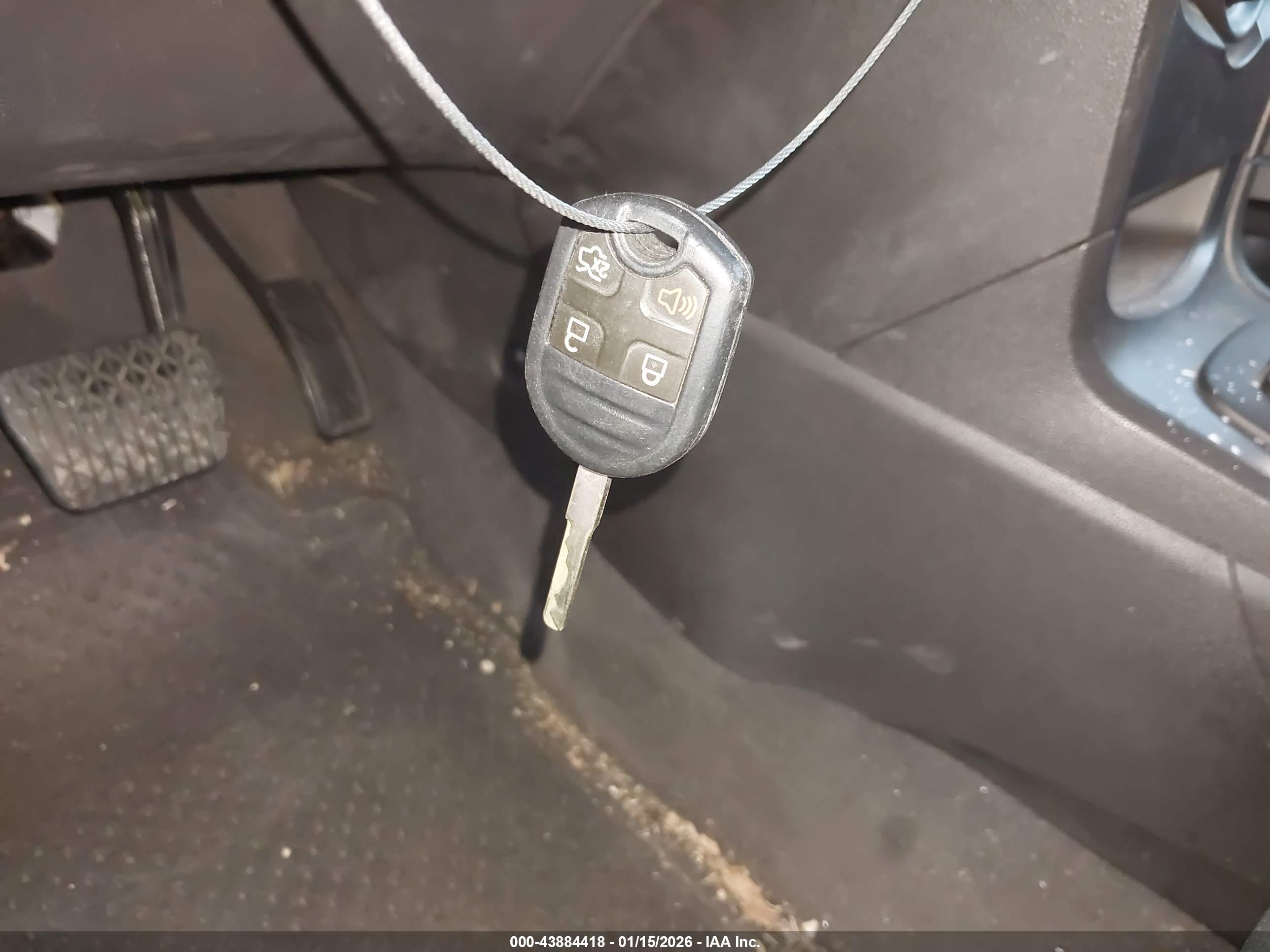 FORD FIESTA image 11