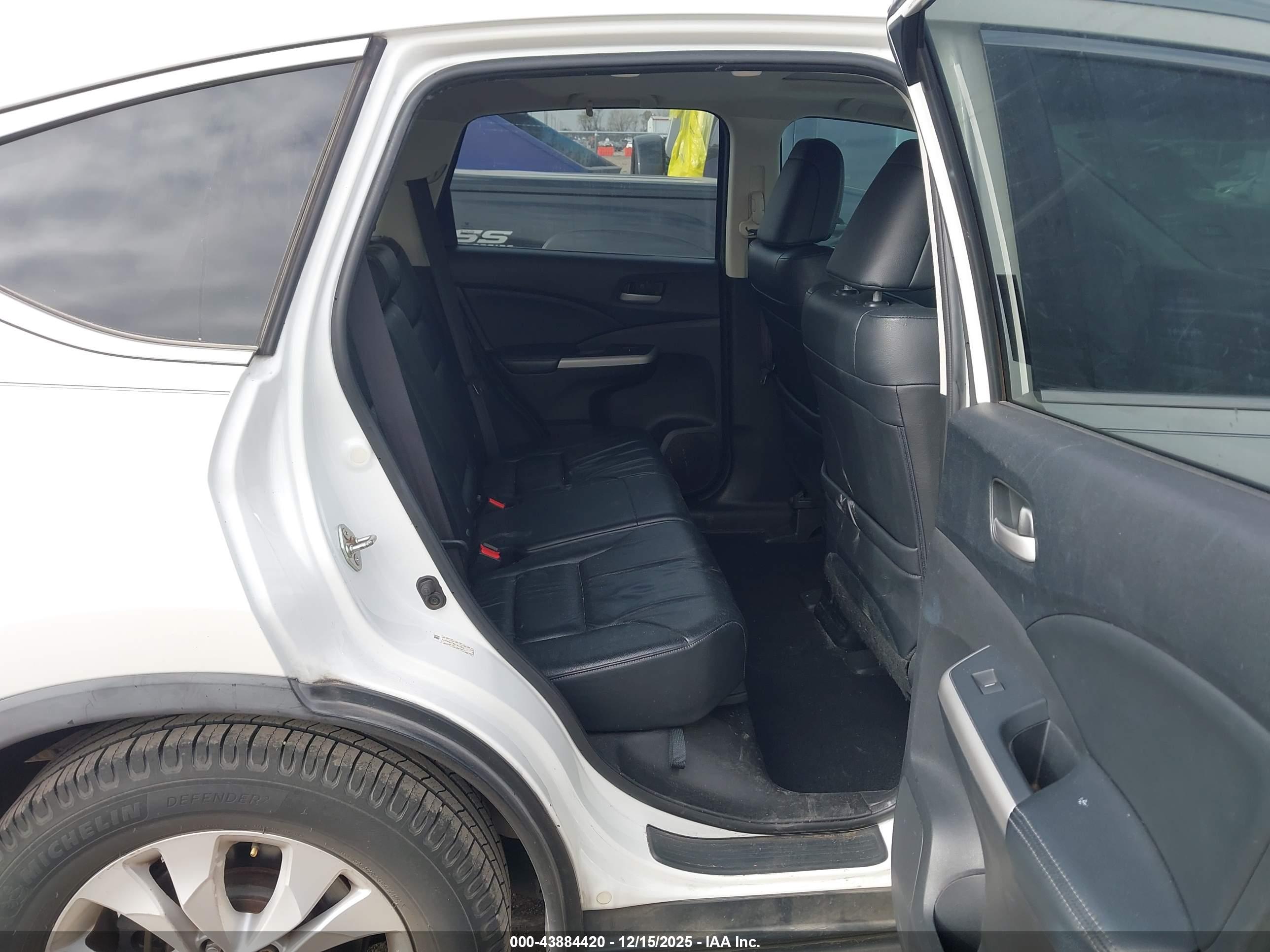 HONDA CR-V image 8