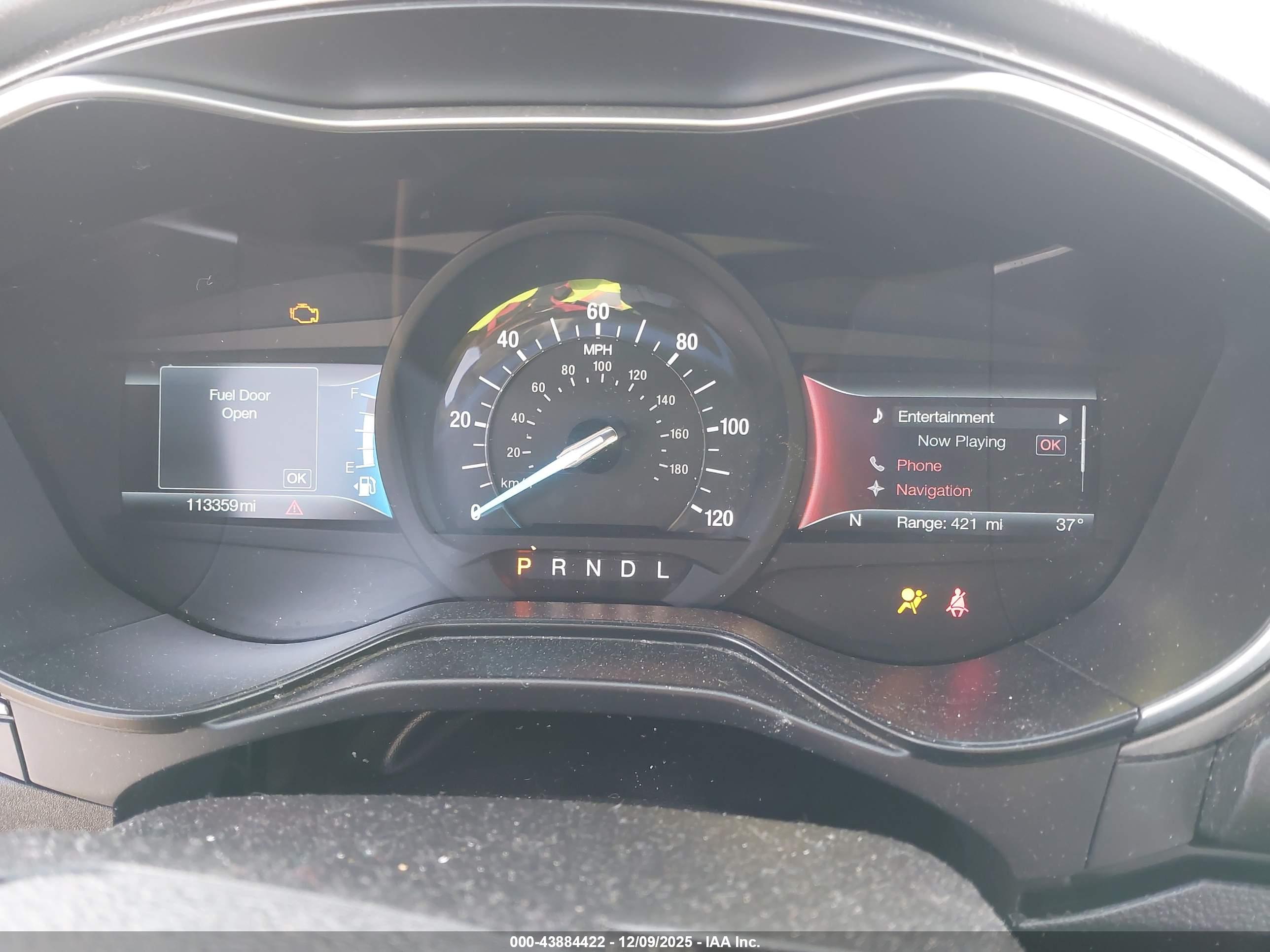 FORD FUSION image 7