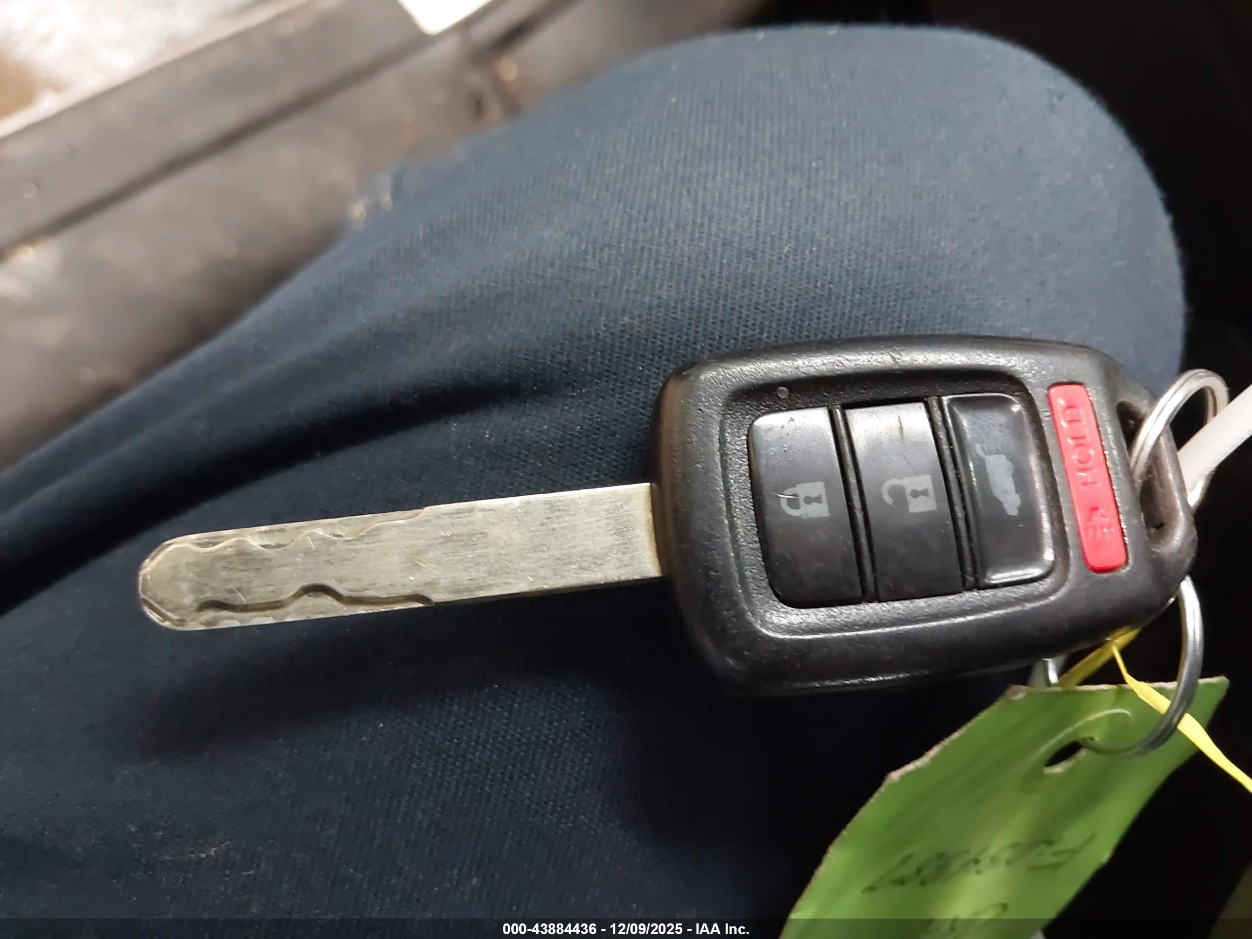 HONDA CR-V image 11