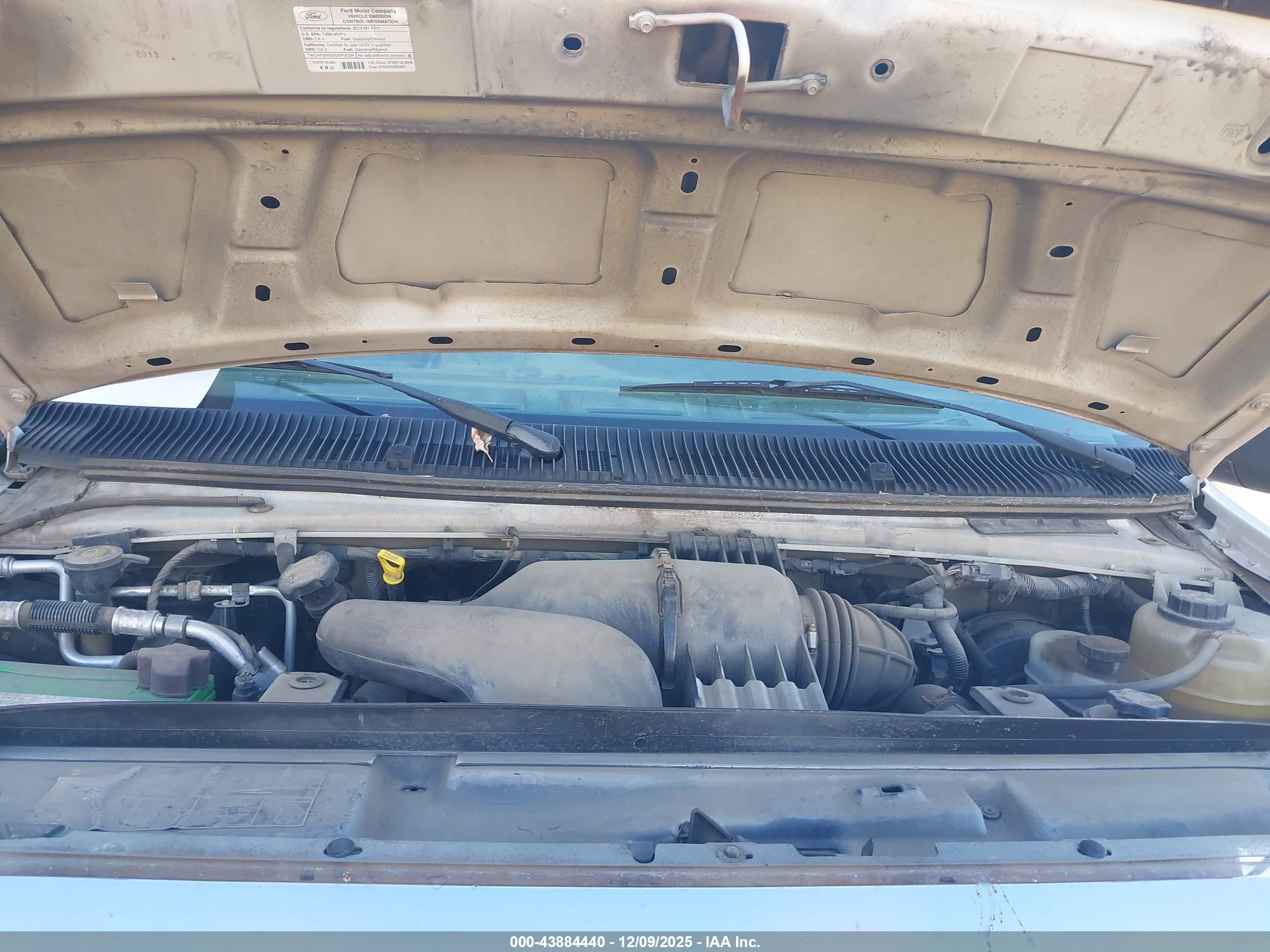 FORD E-250 image 10