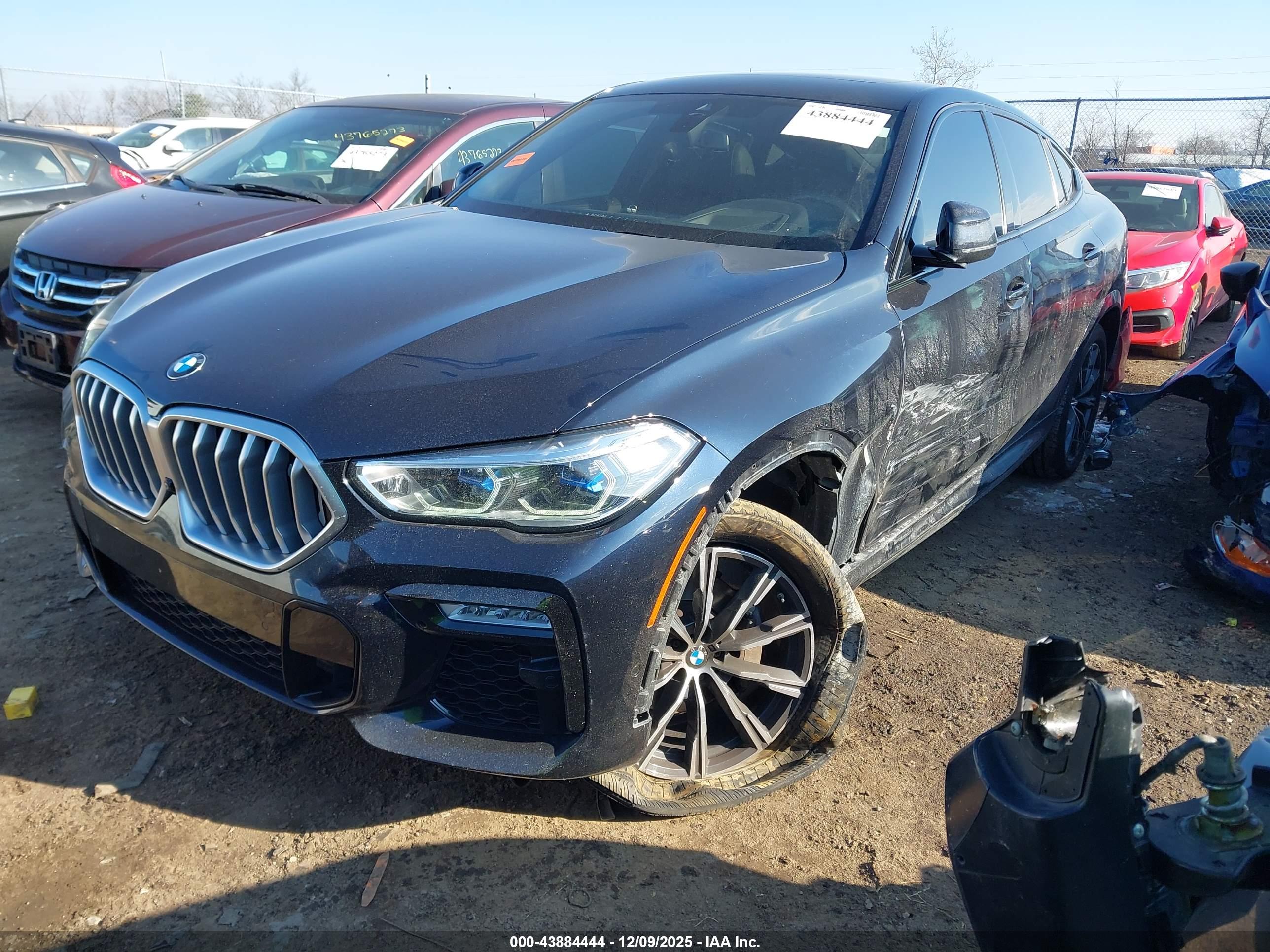 BMW X6 image 2