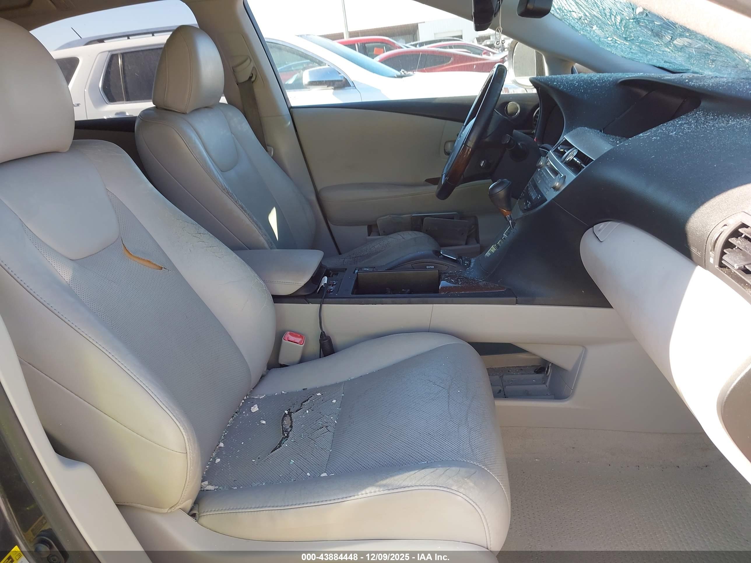 LEXUS RX image 5