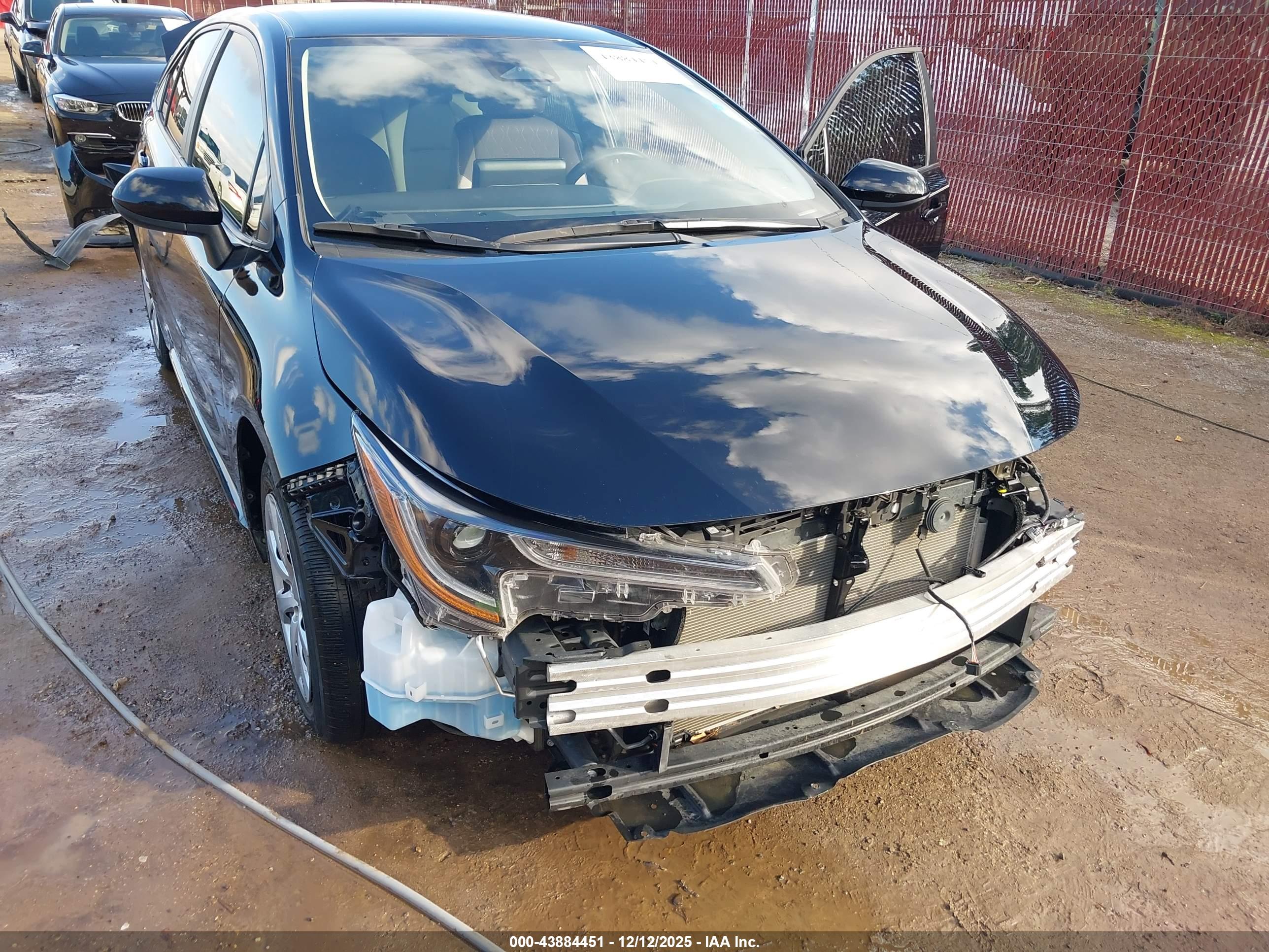 TOYOTA COROLLA image 6