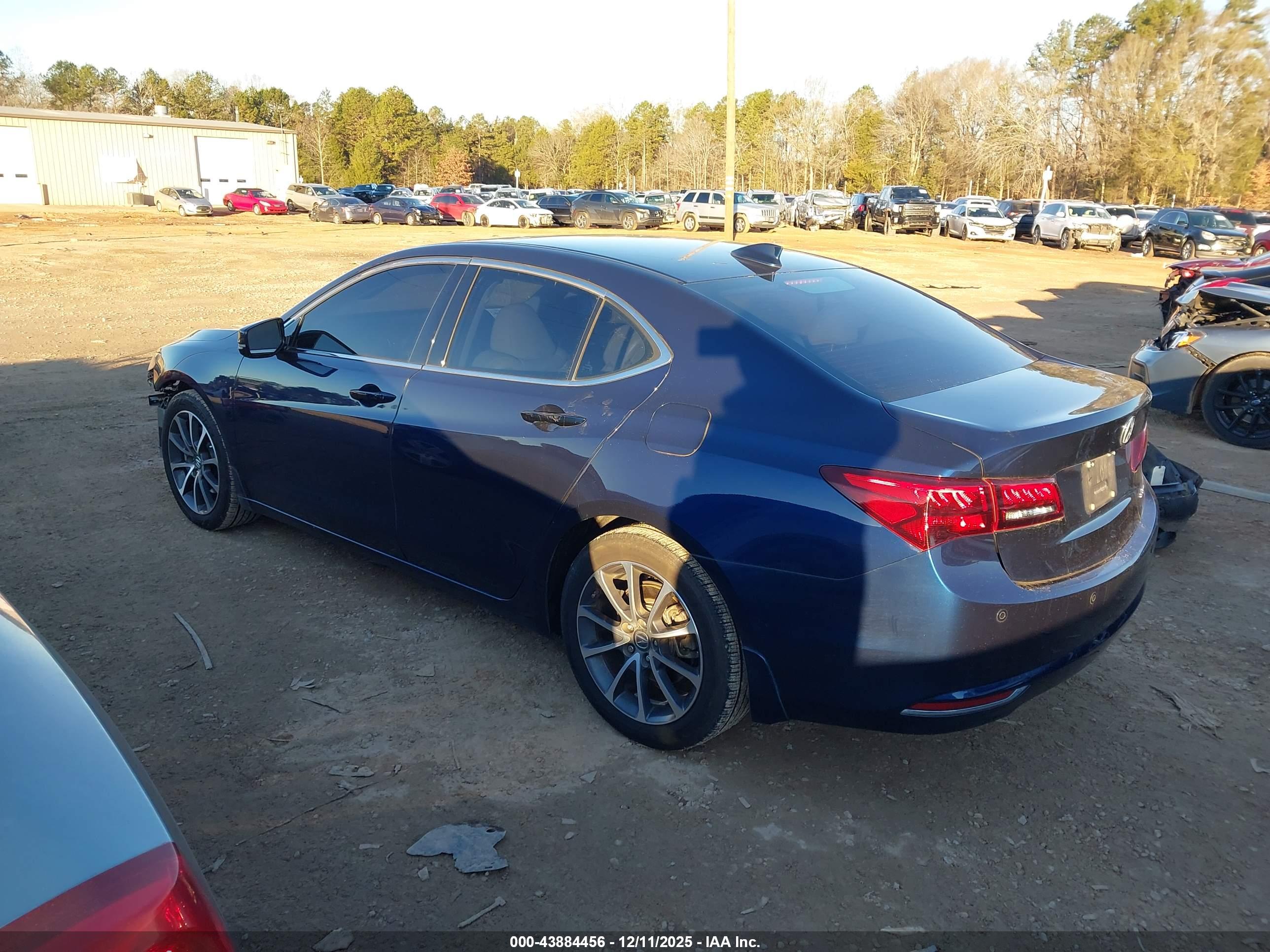 ACURA TLX image 3