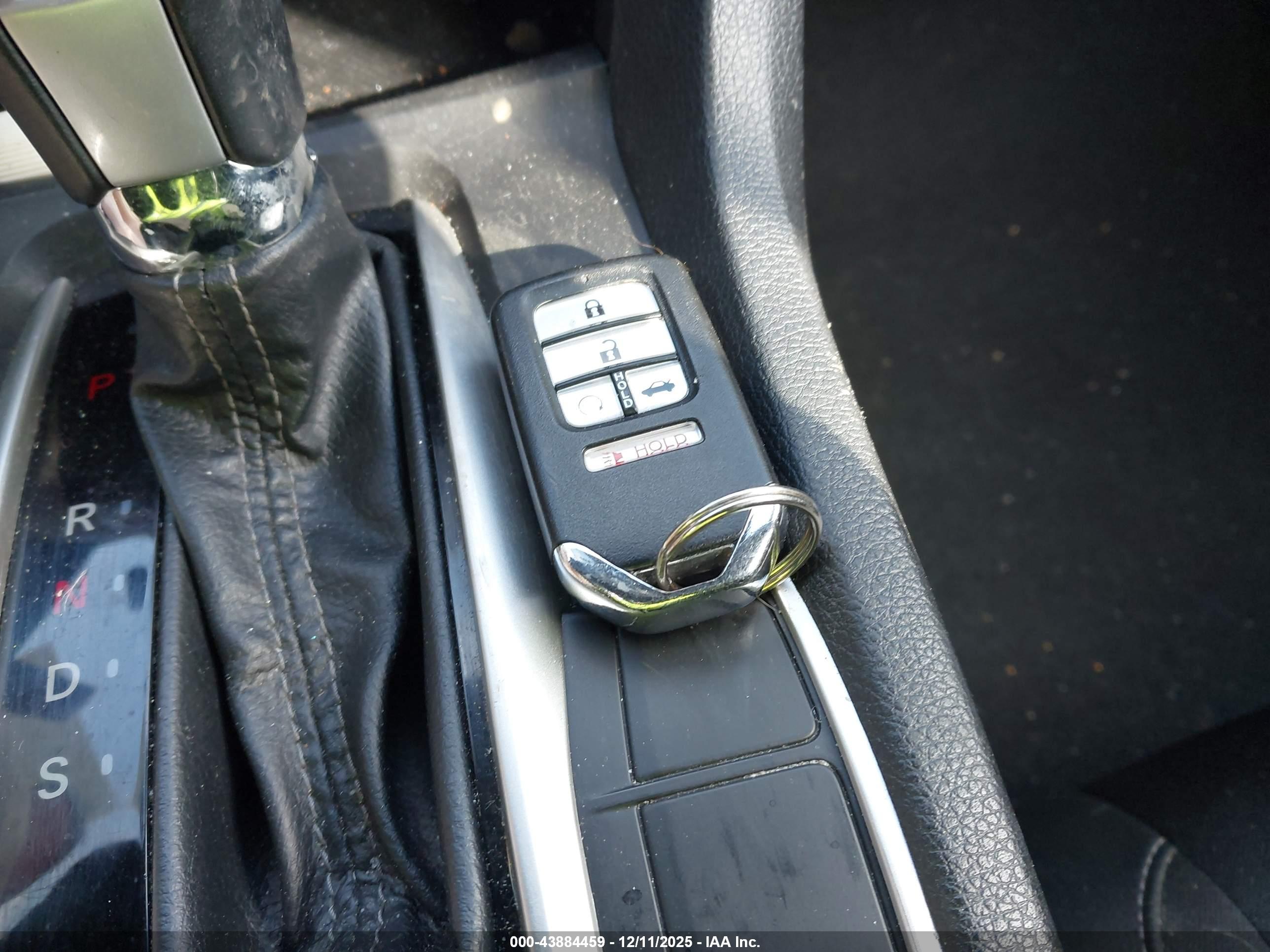 HONDA CIVIC image 11