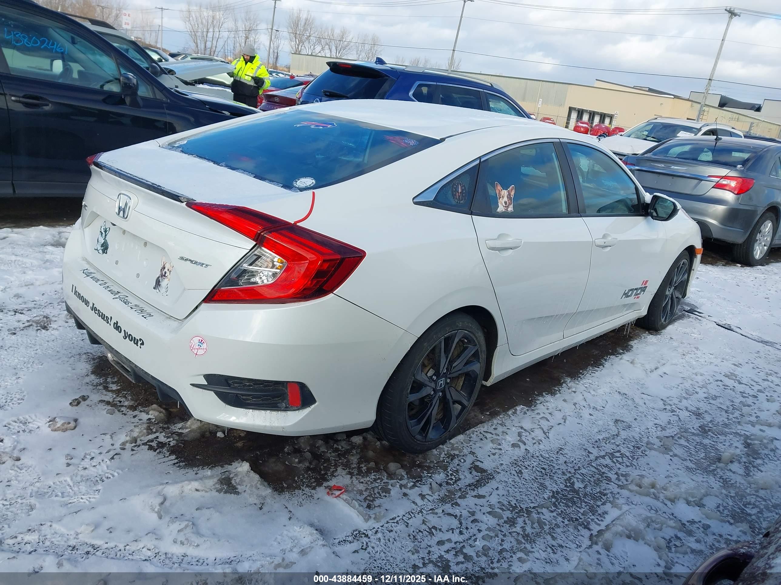 HONDA CIVIC image 4