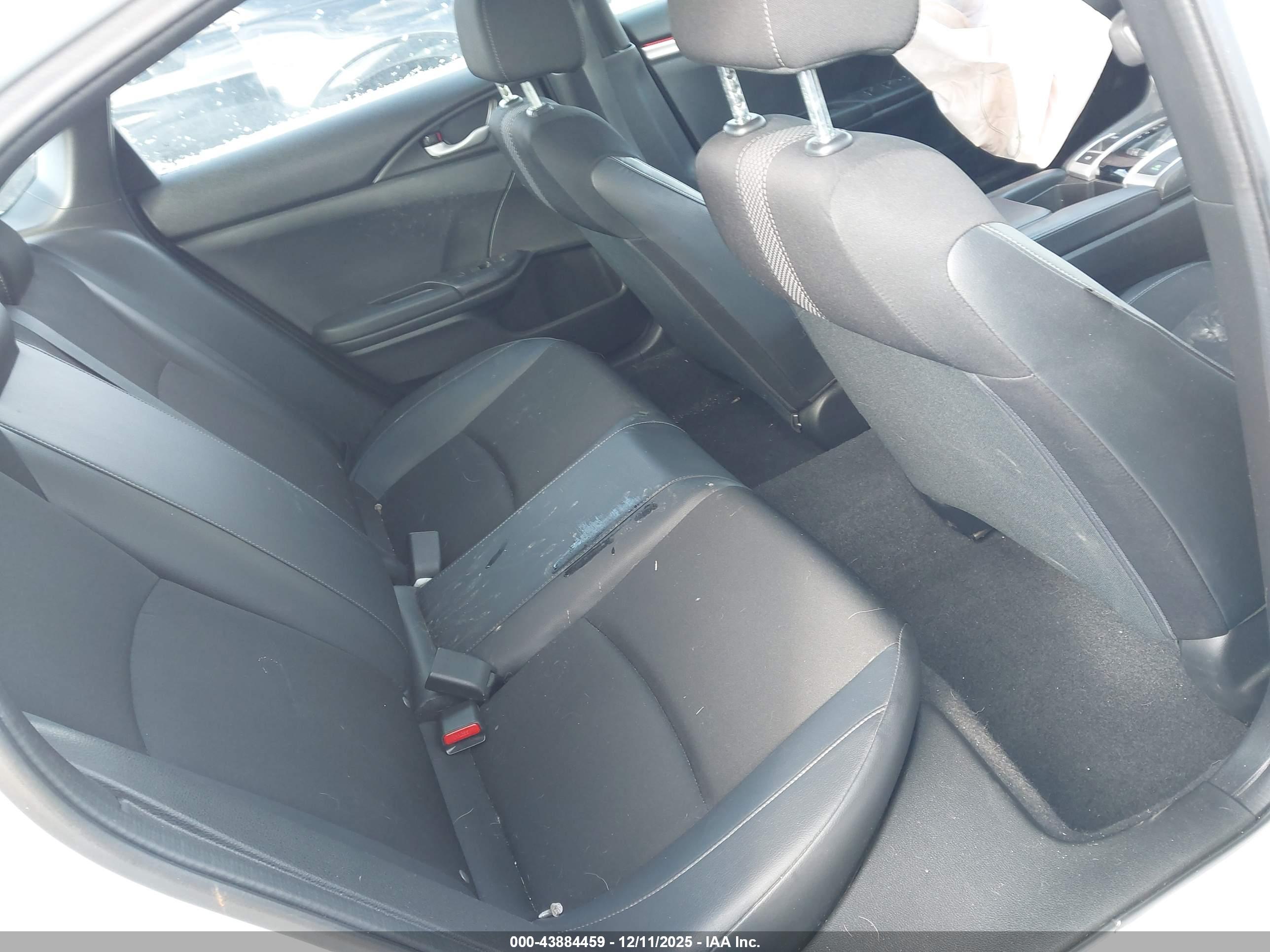 HONDA CIVIC image 8