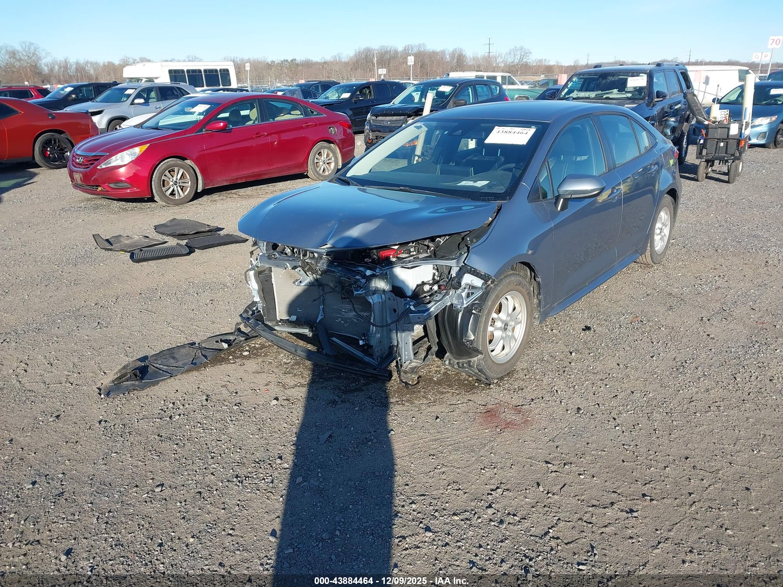 TOYOTA COROLLA image 2