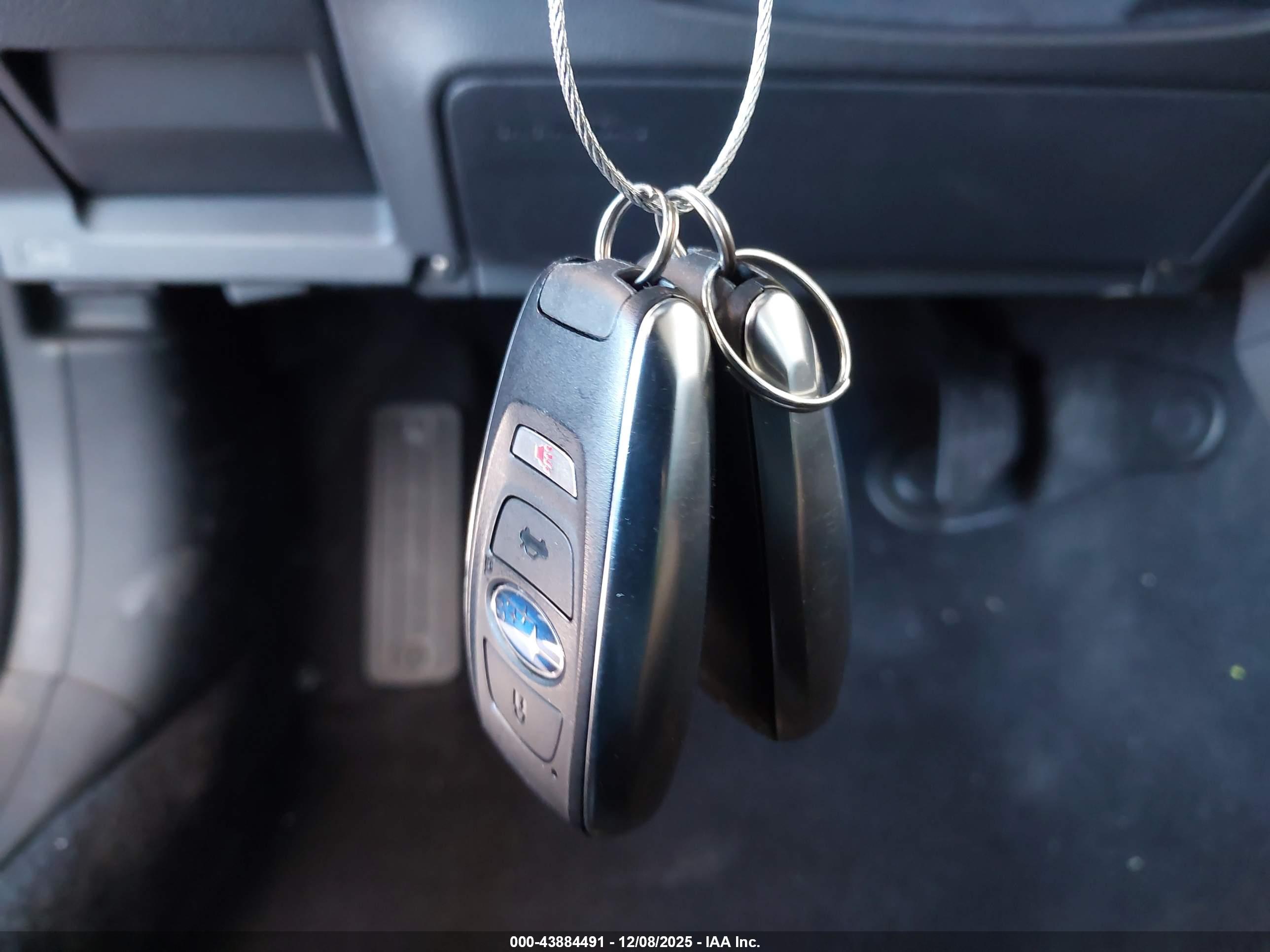 SUBARU CROSSTREK image 11
