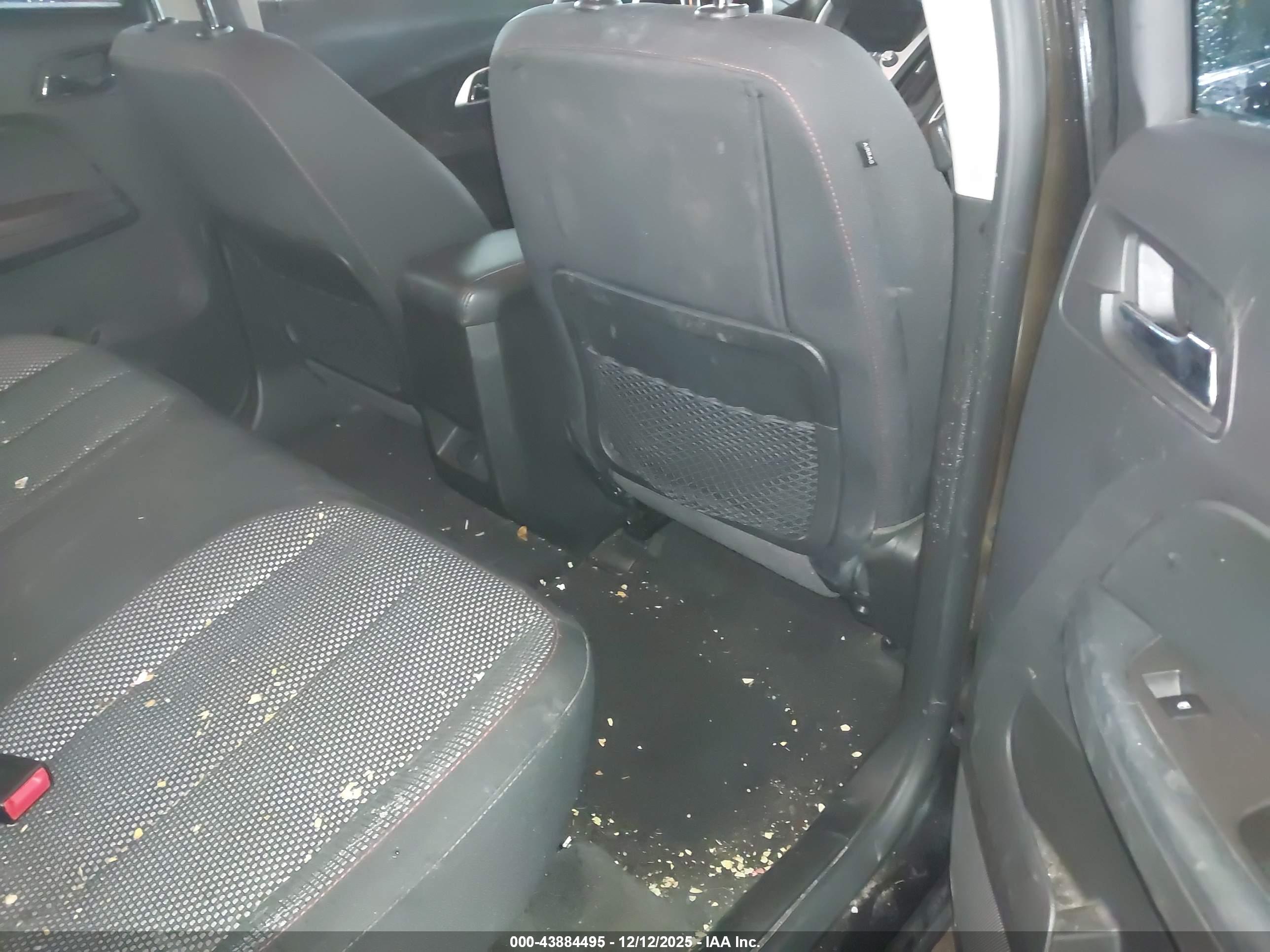 CHEVROLET EQUINOX image 8