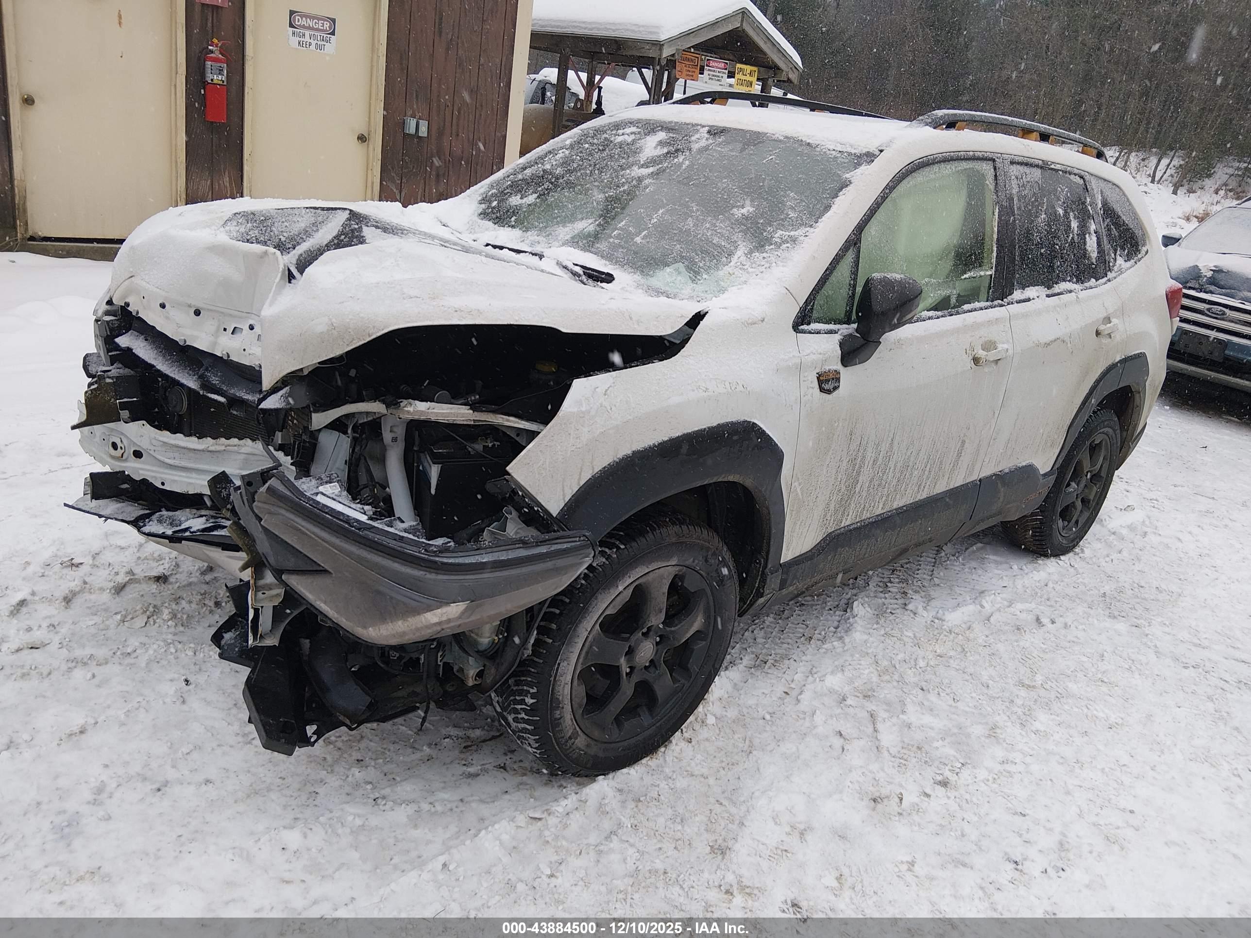 SUBARU FORESTER image 2