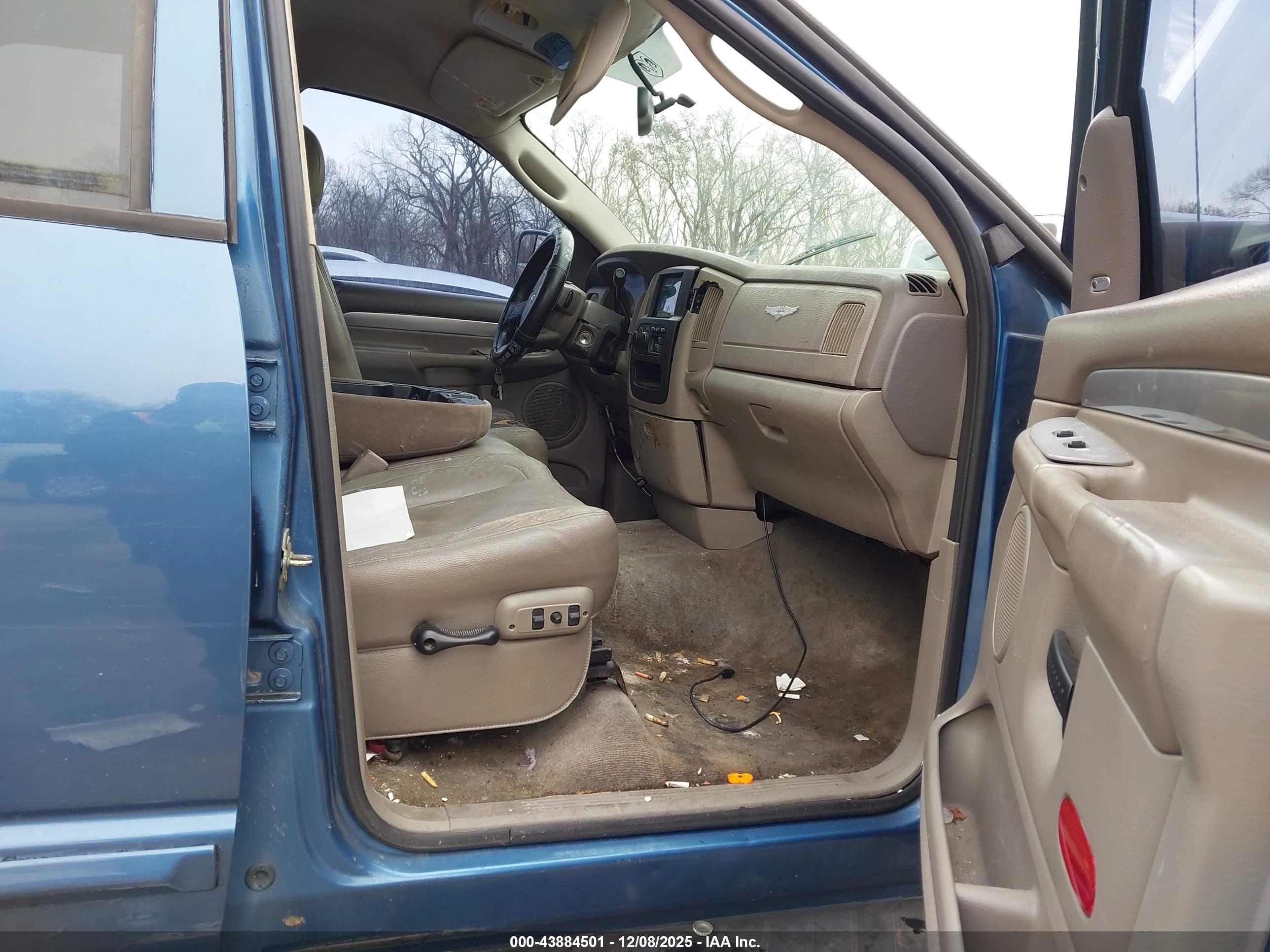 DODGE RAM image 5