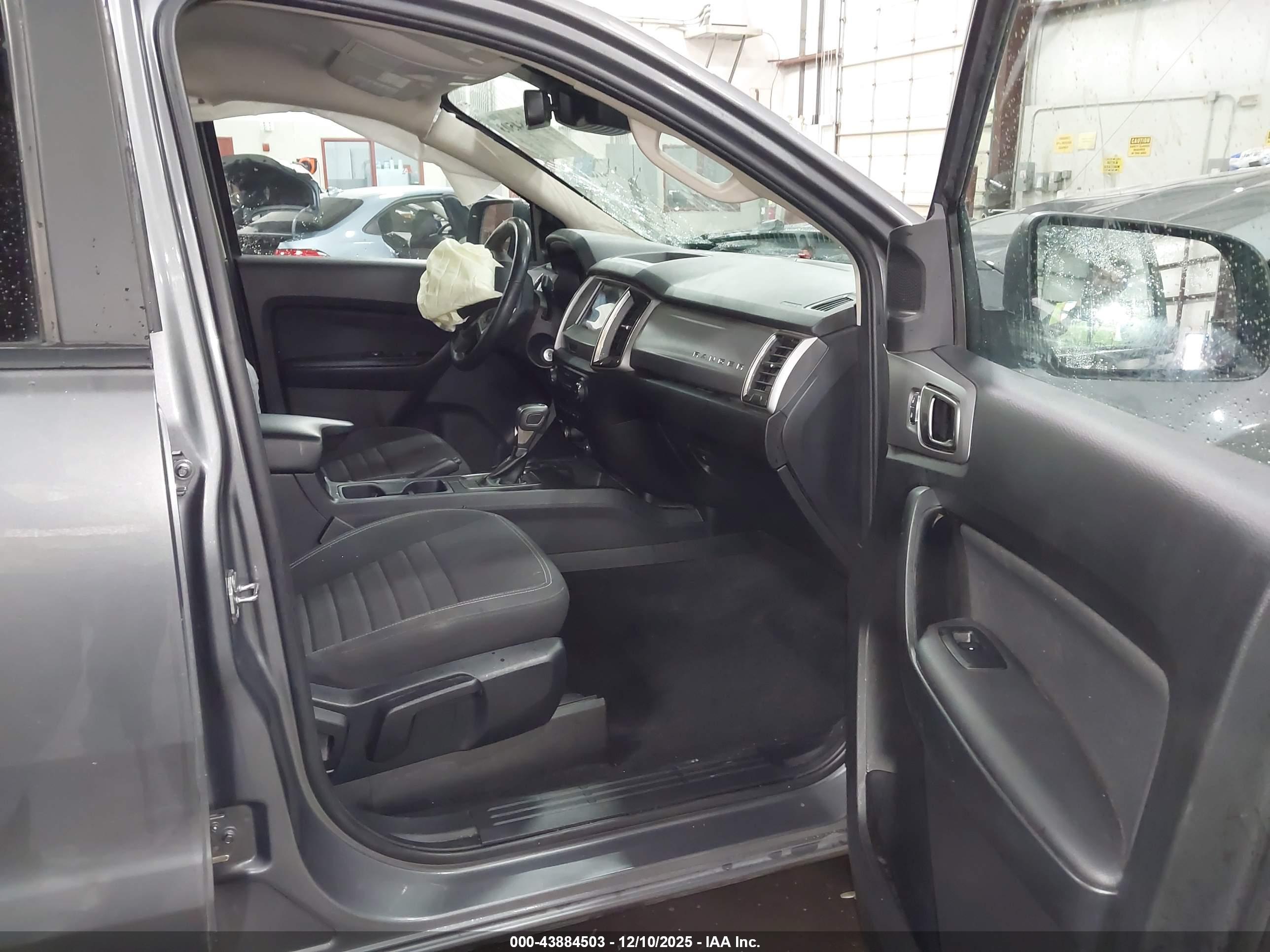 FORD RANGER image 5