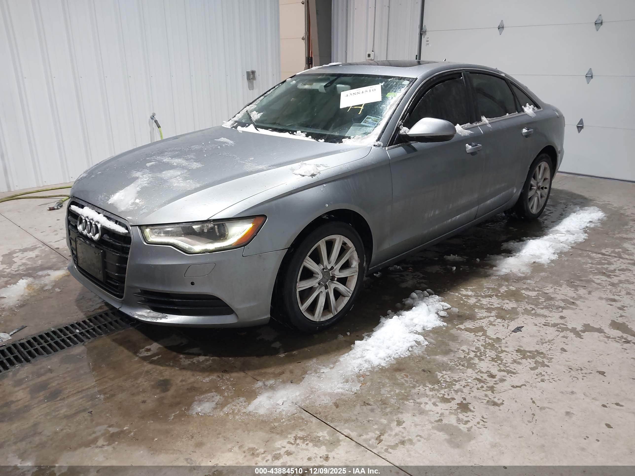 AUDI A6 image 2