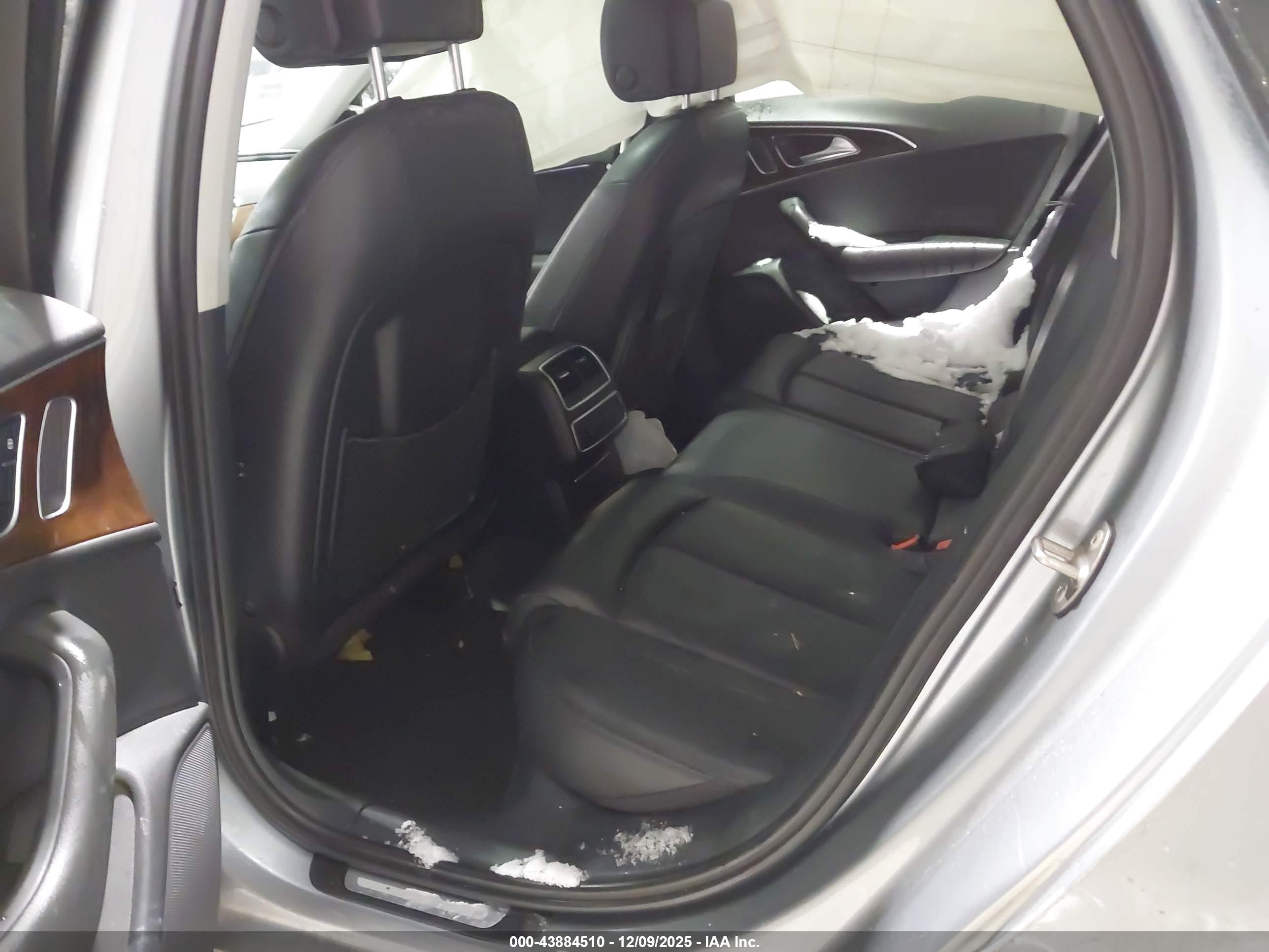AUDI A6 image 8
