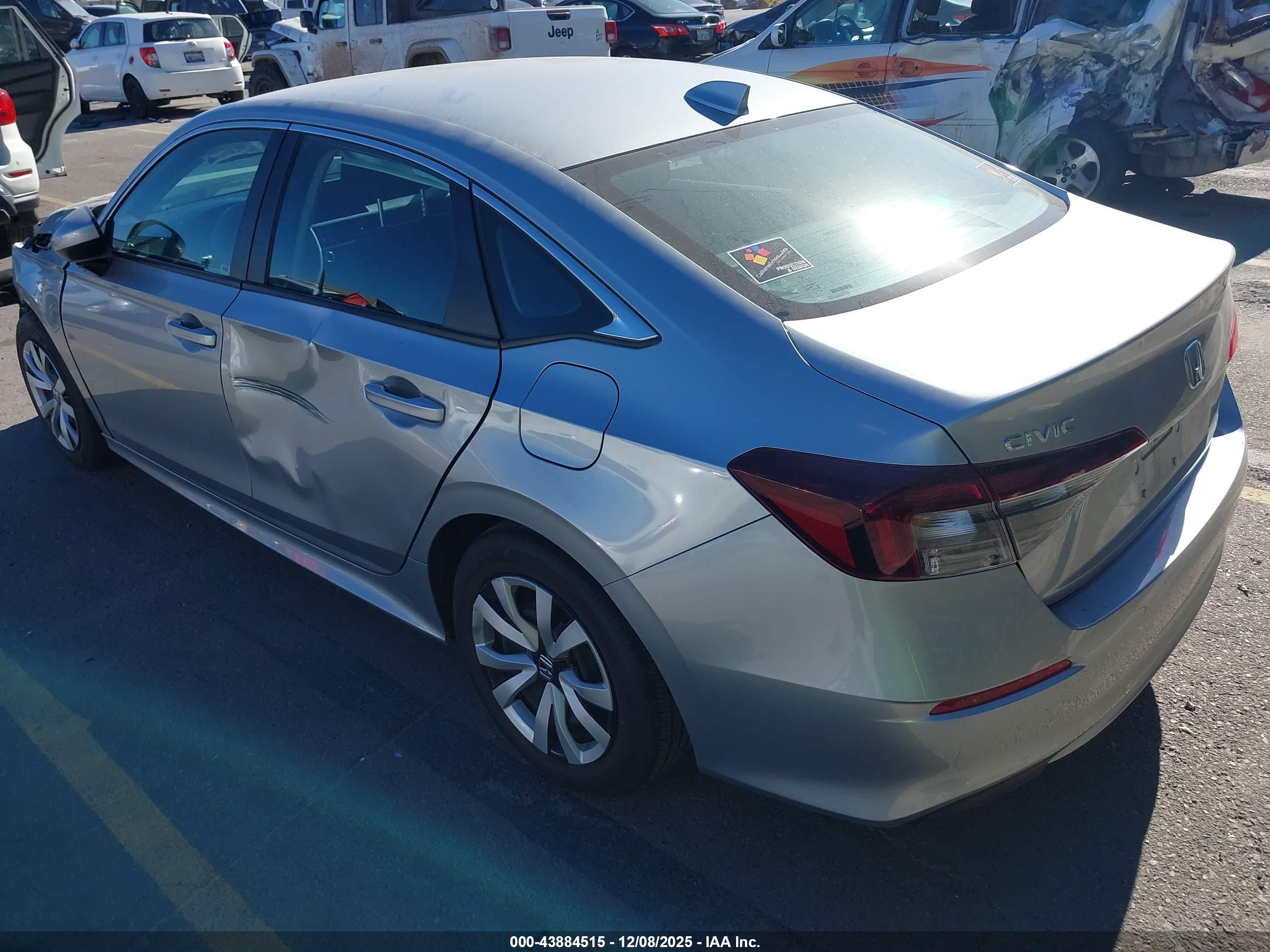 HONDA CIVIC image 3
