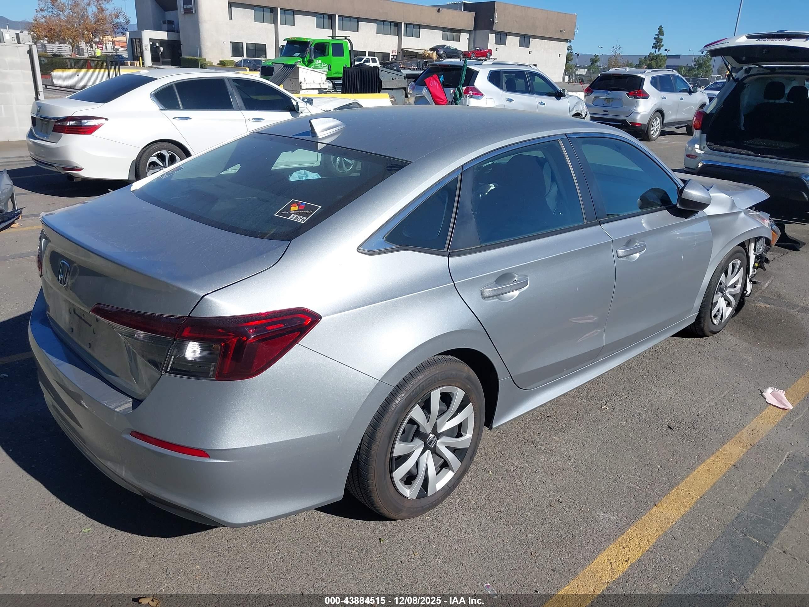 HONDA CIVIC image 4