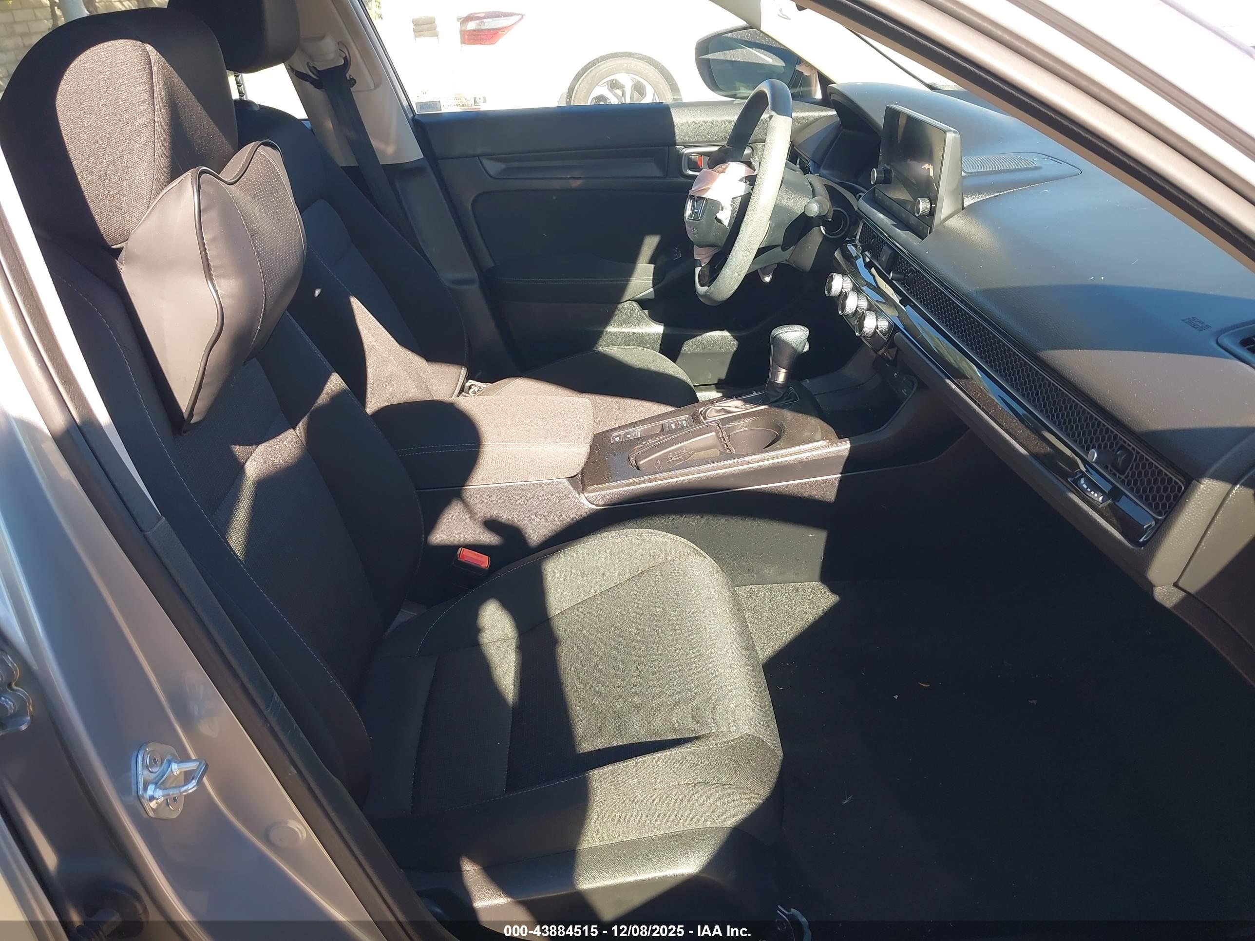HONDA CIVIC image 5