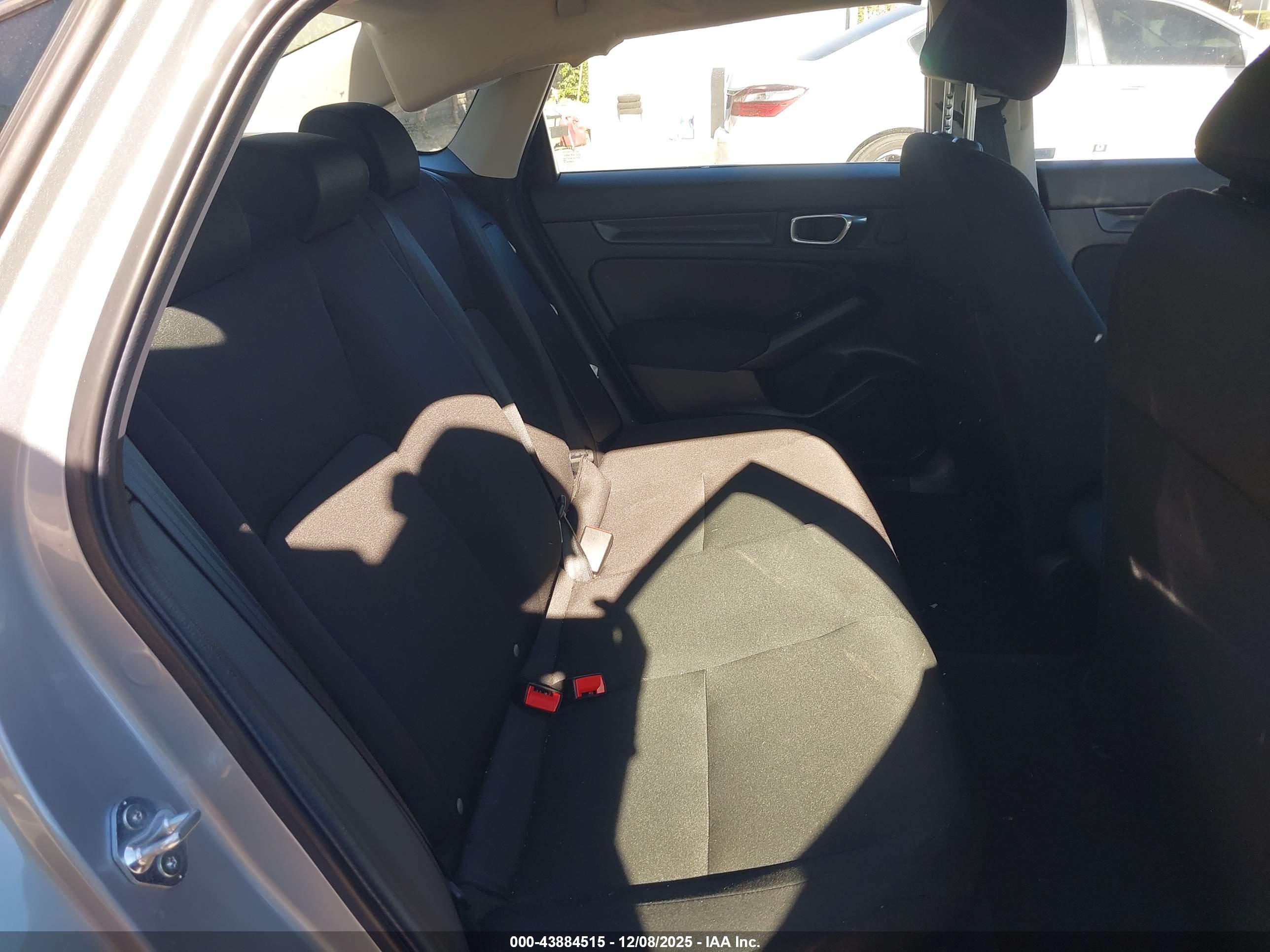 HONDA CIVIC image 8
