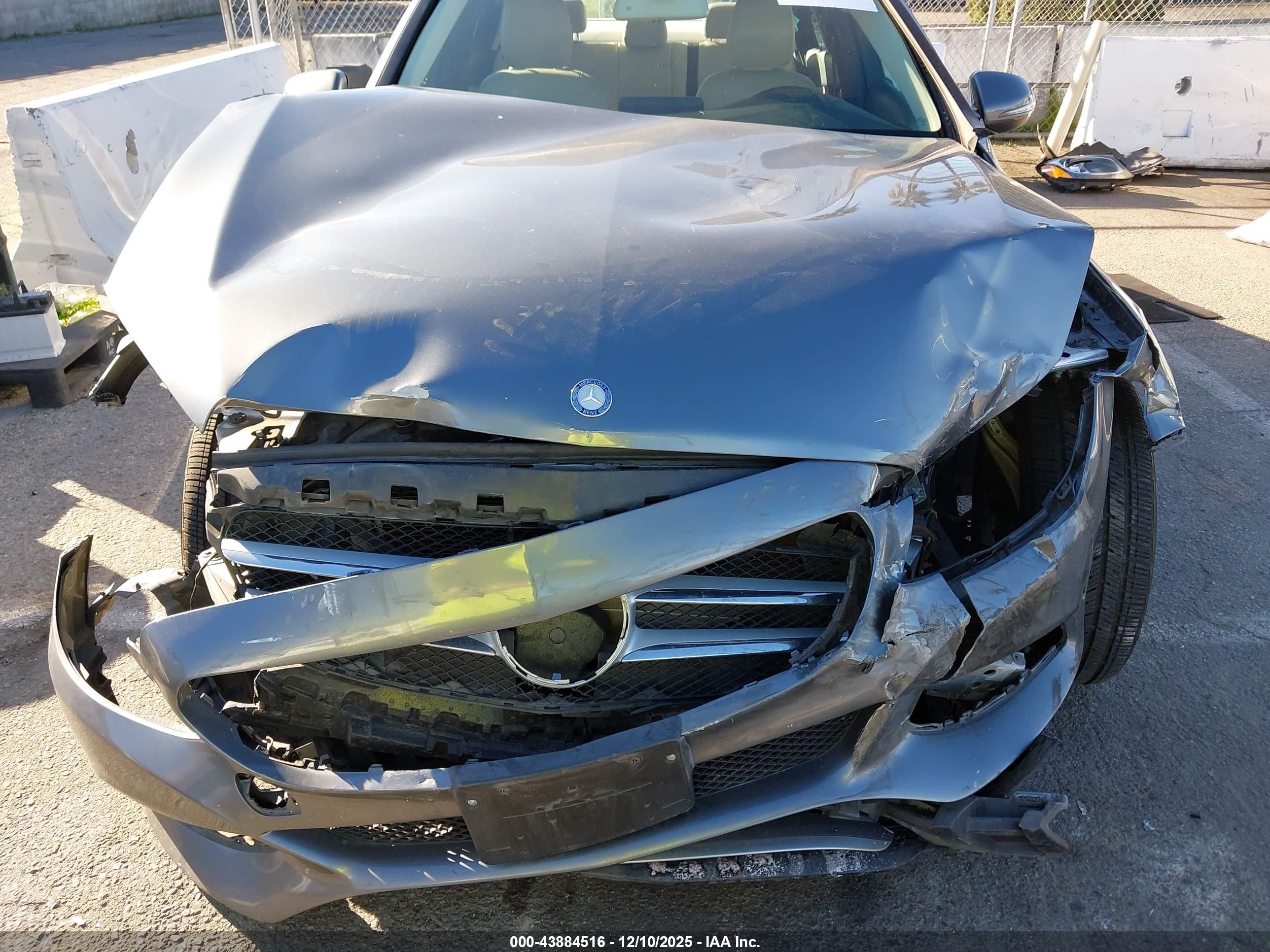 MERCEDES-BENZ C image 6