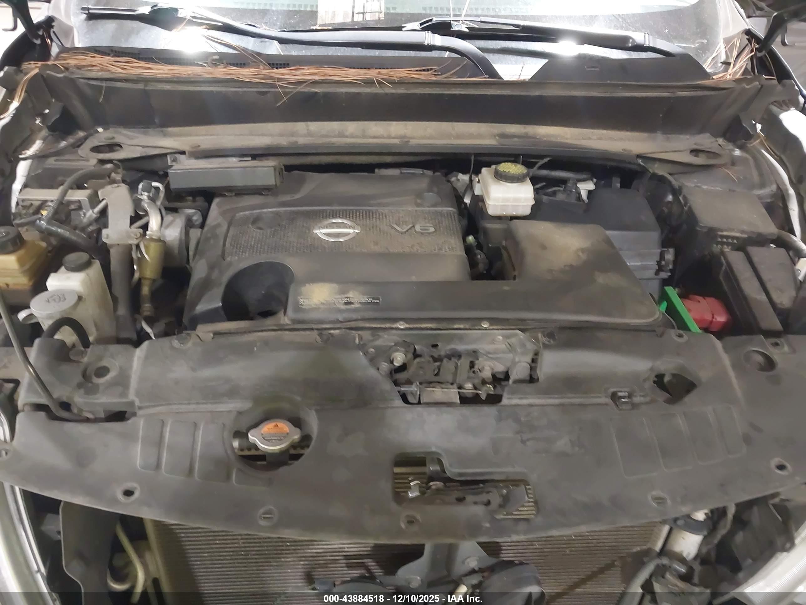 NISSAN PATHFINDER image 10