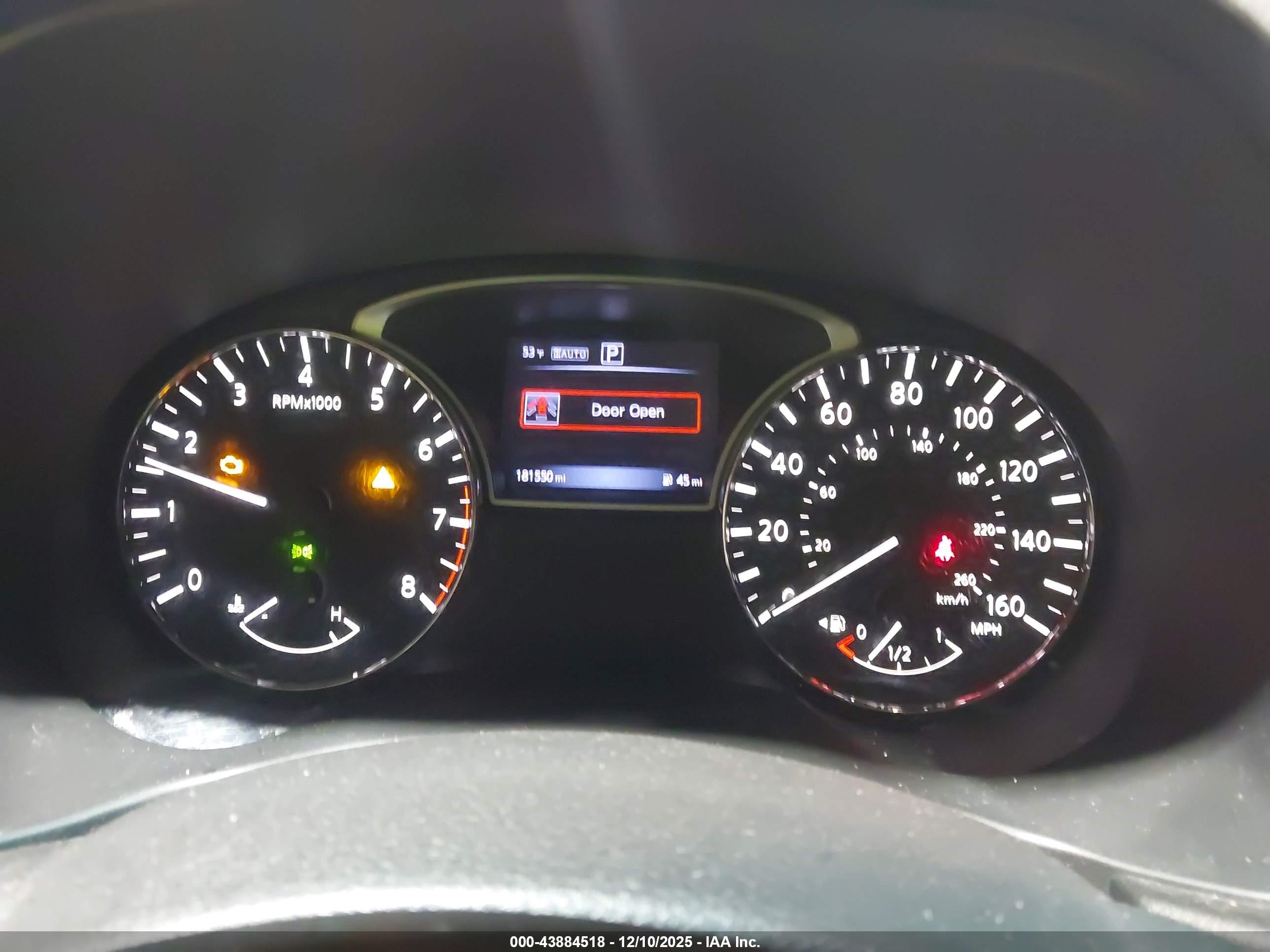 NISSAN PATHFINDER image 7