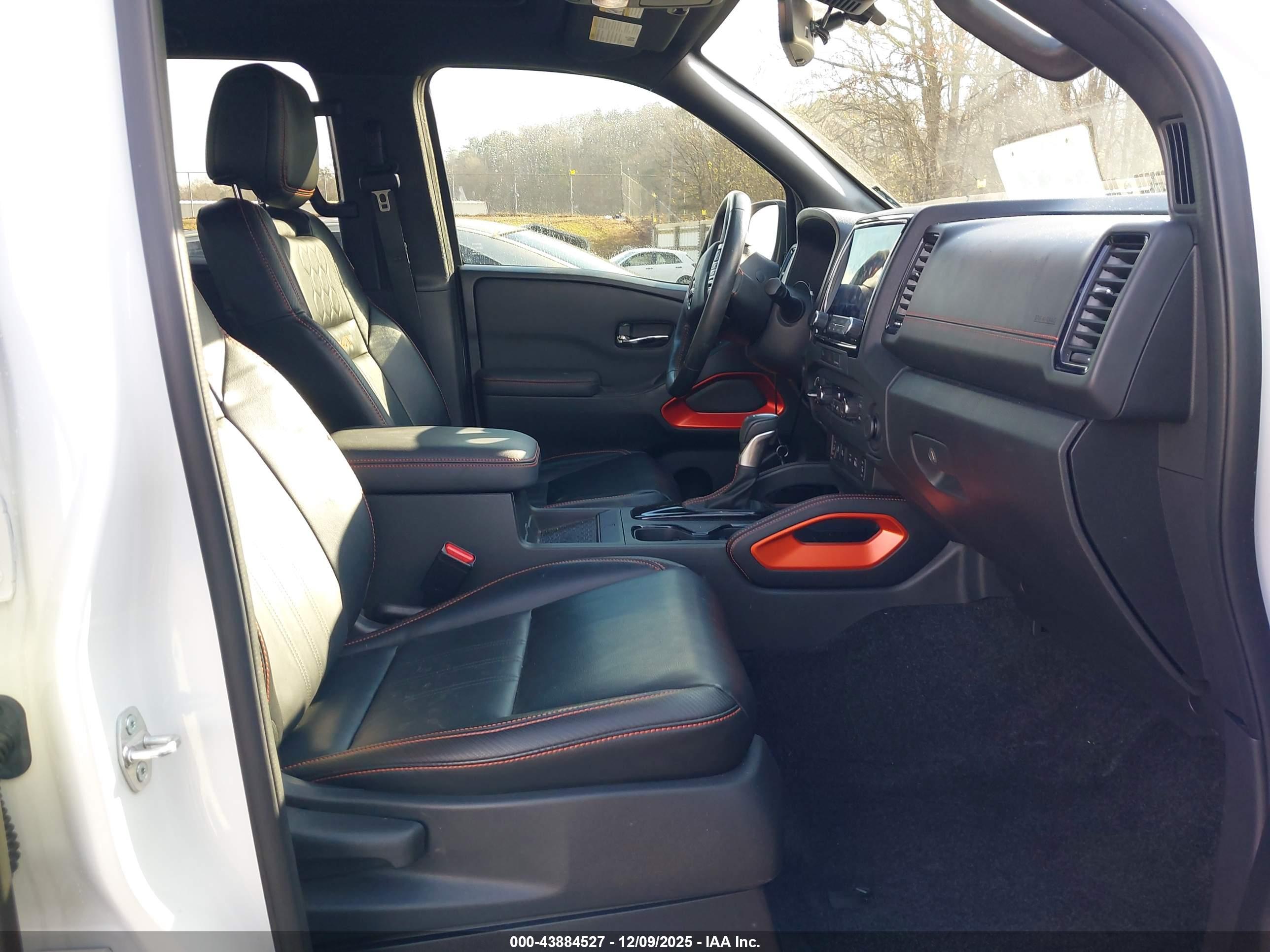 NISSAN FRONTIER image 5