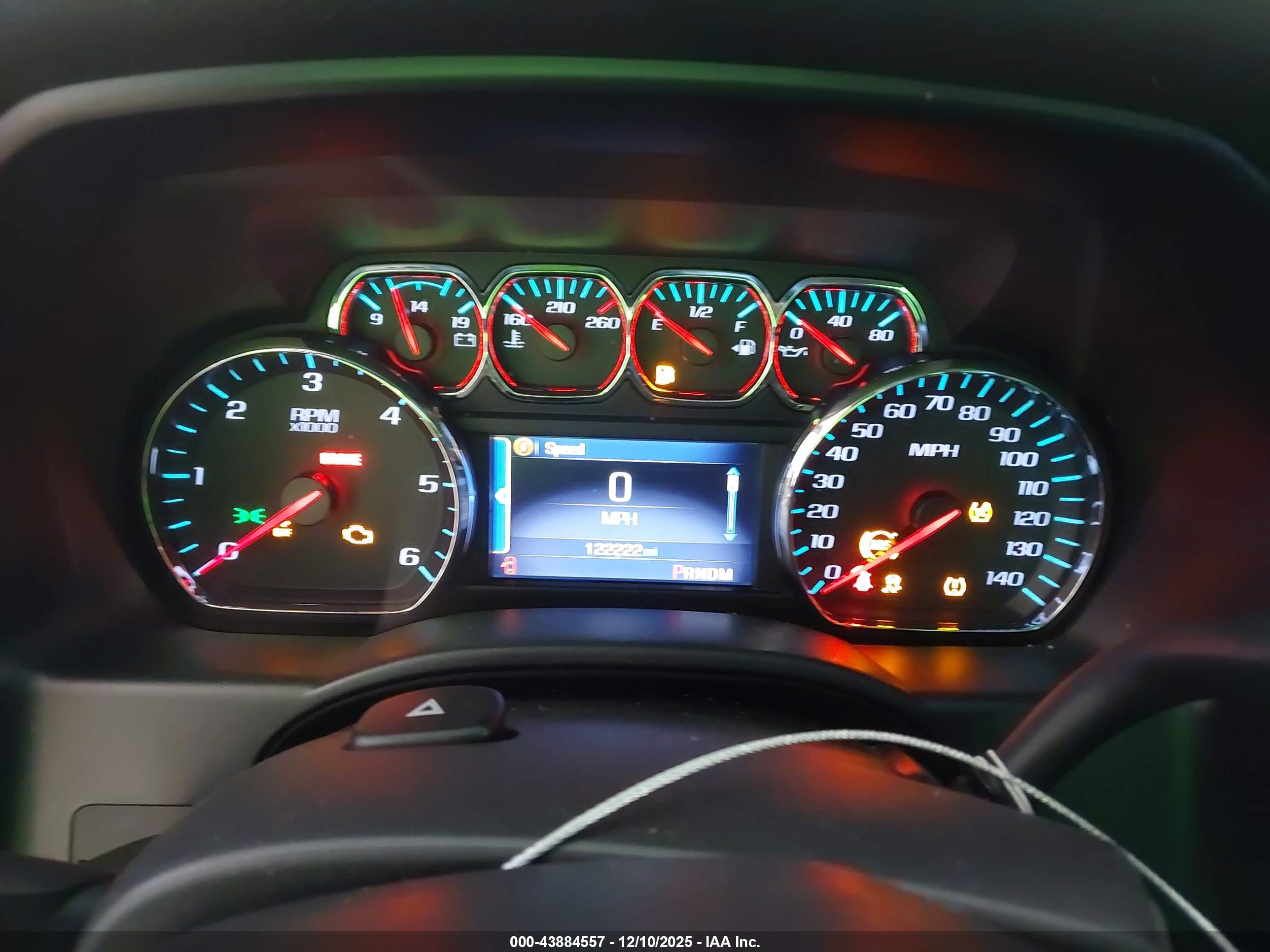 CHEVROLET SILVERADO image 7